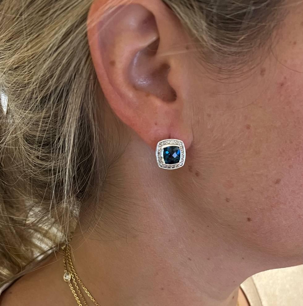 David Yurman Albion Sterling Silver Blue Topaz & Natural Diamond Stud Earrings In Excellent Condition In  Baltimore, MD