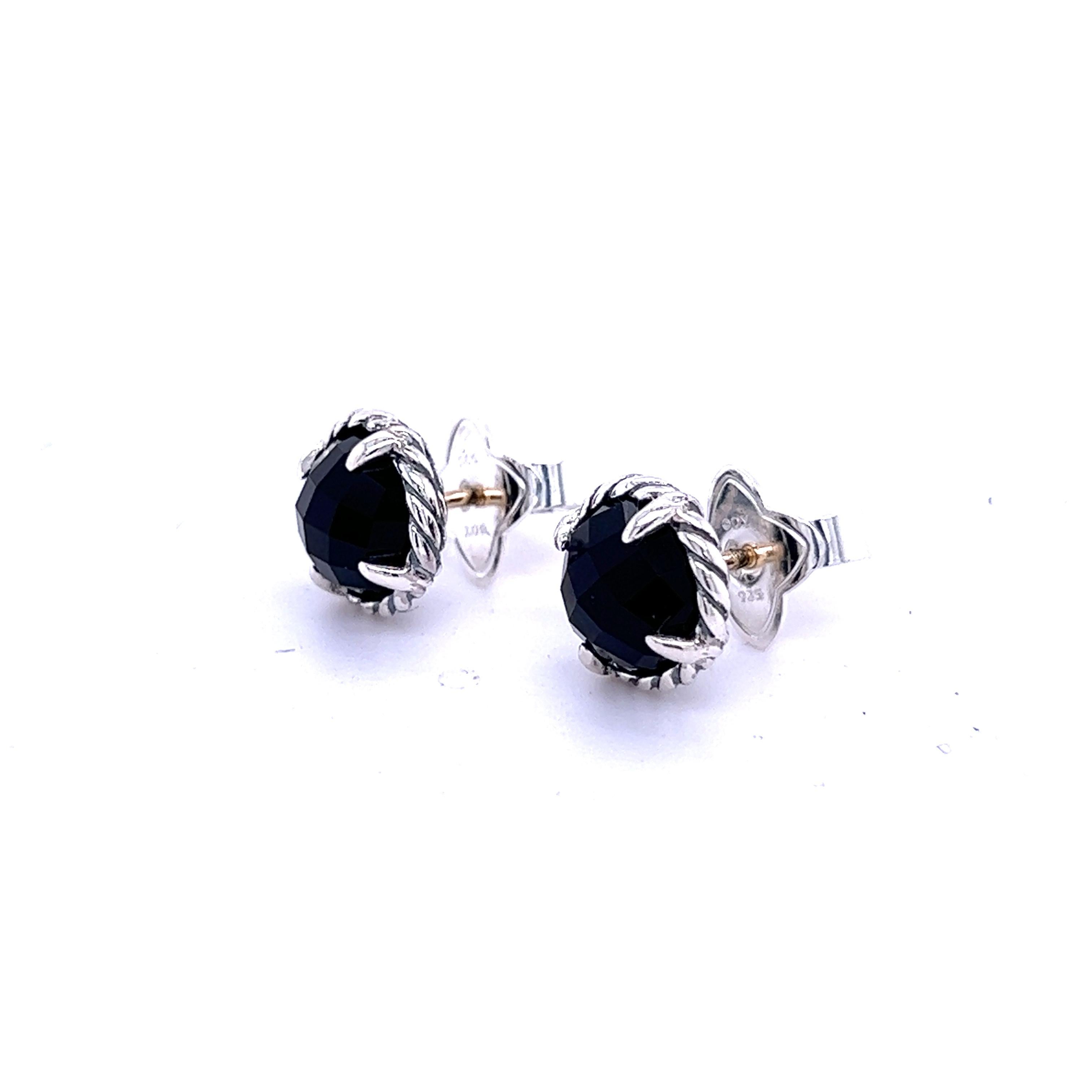 David Yurman Authentic Estate Black Onyx Chantelaine Stud Earrings Silver In Good Condition In Brooklyn, NY