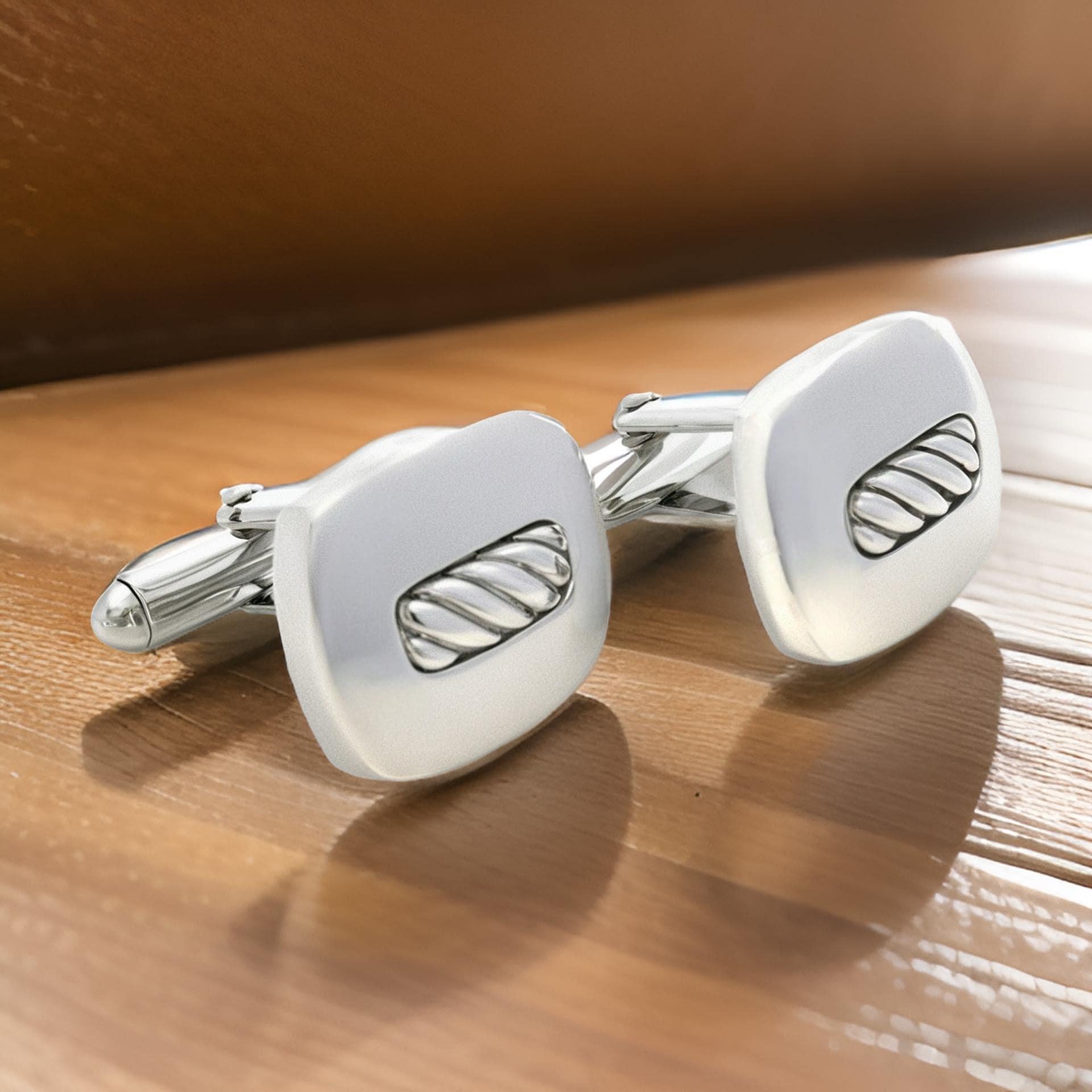 David Yurman Authentic Estate Cufflinks Silver DY494

Retail: $699.00

TRUSTED SELLER SINCE 2002

Details

Metal: Sterling Silver

These David Yurman Sterling Silver Men’s Cufflinks exude timeless sophistication and impeccable craftsmanship,