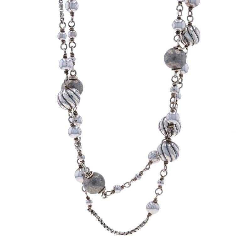 Marke: David Yurman
Collection'S: Bijoux

Metallgehalt: Sterling Silber

Kette Stil: Box
Halskette Stil: Kette Station
Verschluss-Typ: Knebelschließe

Messungen

Kettenbreite: 3/32