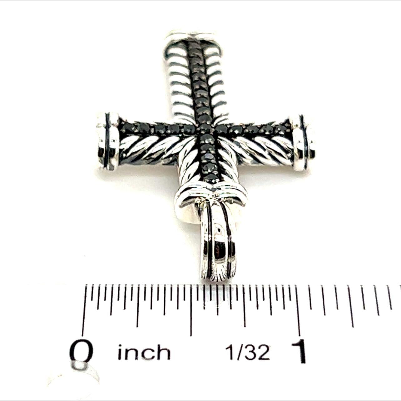 David Yurman Pendentif croix en argent à chevrons et diamants noirs de 16,5 g en vente 8