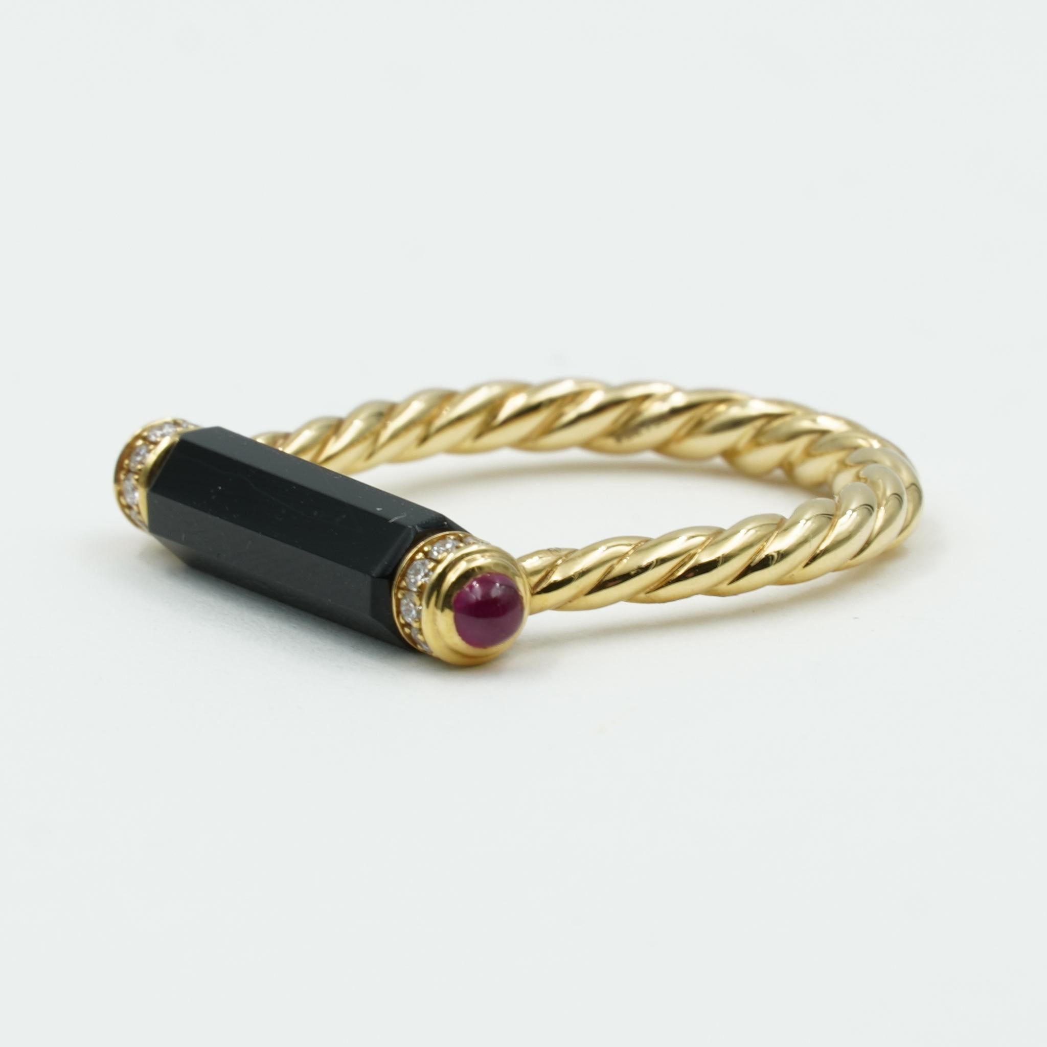 David Yurman Black Onyx Barrels Ring in 18k Yellow Gold with Rubies & Diamonds In New Condition In Carmel, IN