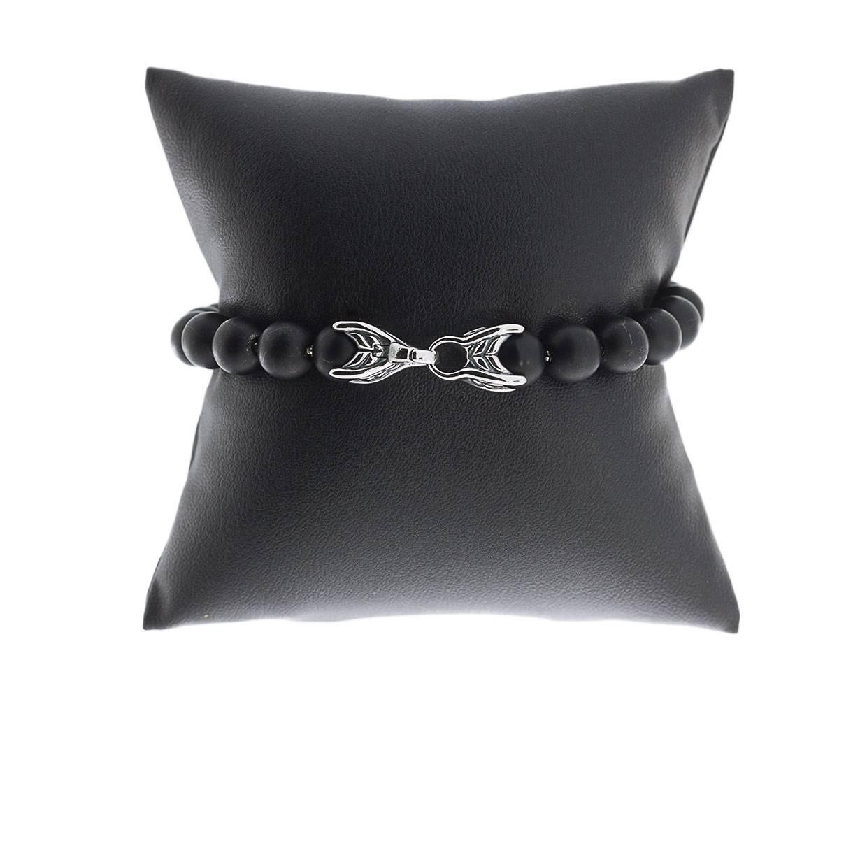 This beautiful David Yurman bracelet is from the Spiritual Bead collection. The bracelet features spherical onyx beads with a sterling silver clasp. This bracelet would make a wonderful addition to any woman's jewelry collection! MSRP