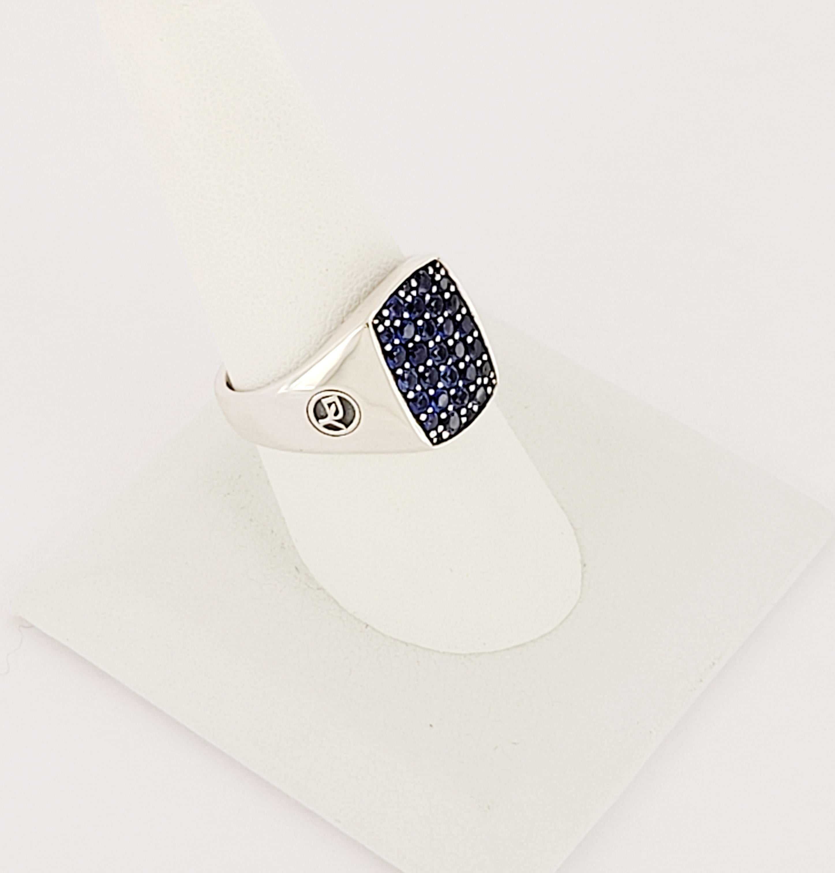 signet ring with sapphire