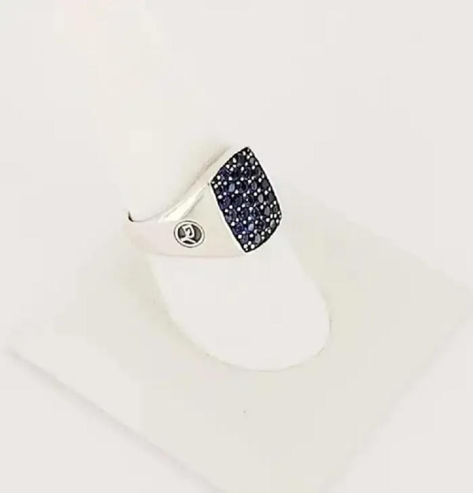 Brand David Yurman
Brand new, never worn
Gender Men
925 Sterling Silver
Ring size 10
Main stone Sapphire
Stone Color Blue
Weight 10 gr
Comes with David Yurman pouch