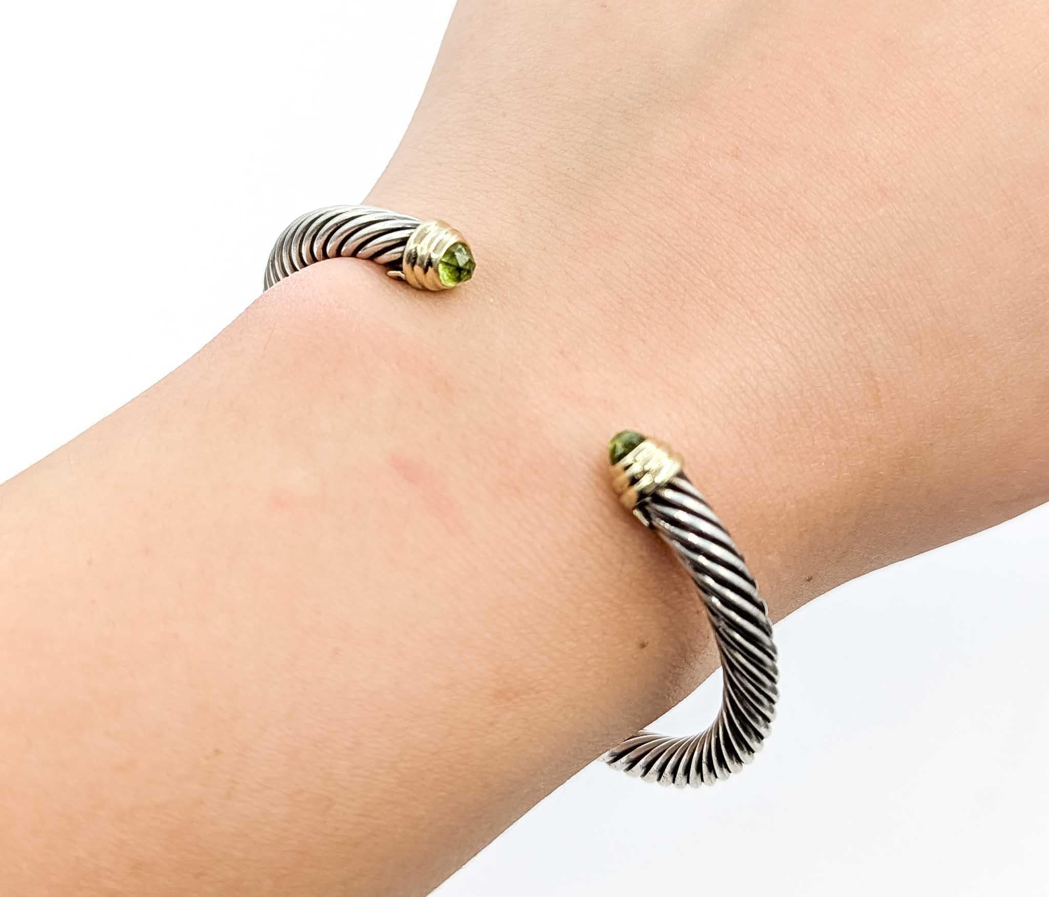 David Yurman Pulsera cable con peridoto en plata de ley y oro amarillo de 14k Corte único en venta