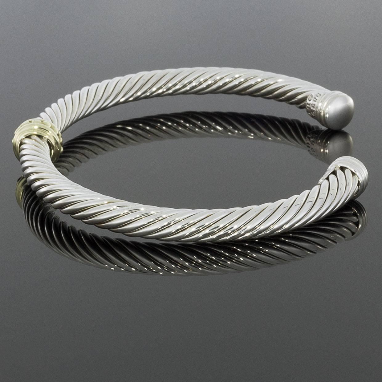David Yurman Cable Classic Station Cuff Bracelet In Excellent Condition In Columbia, MO