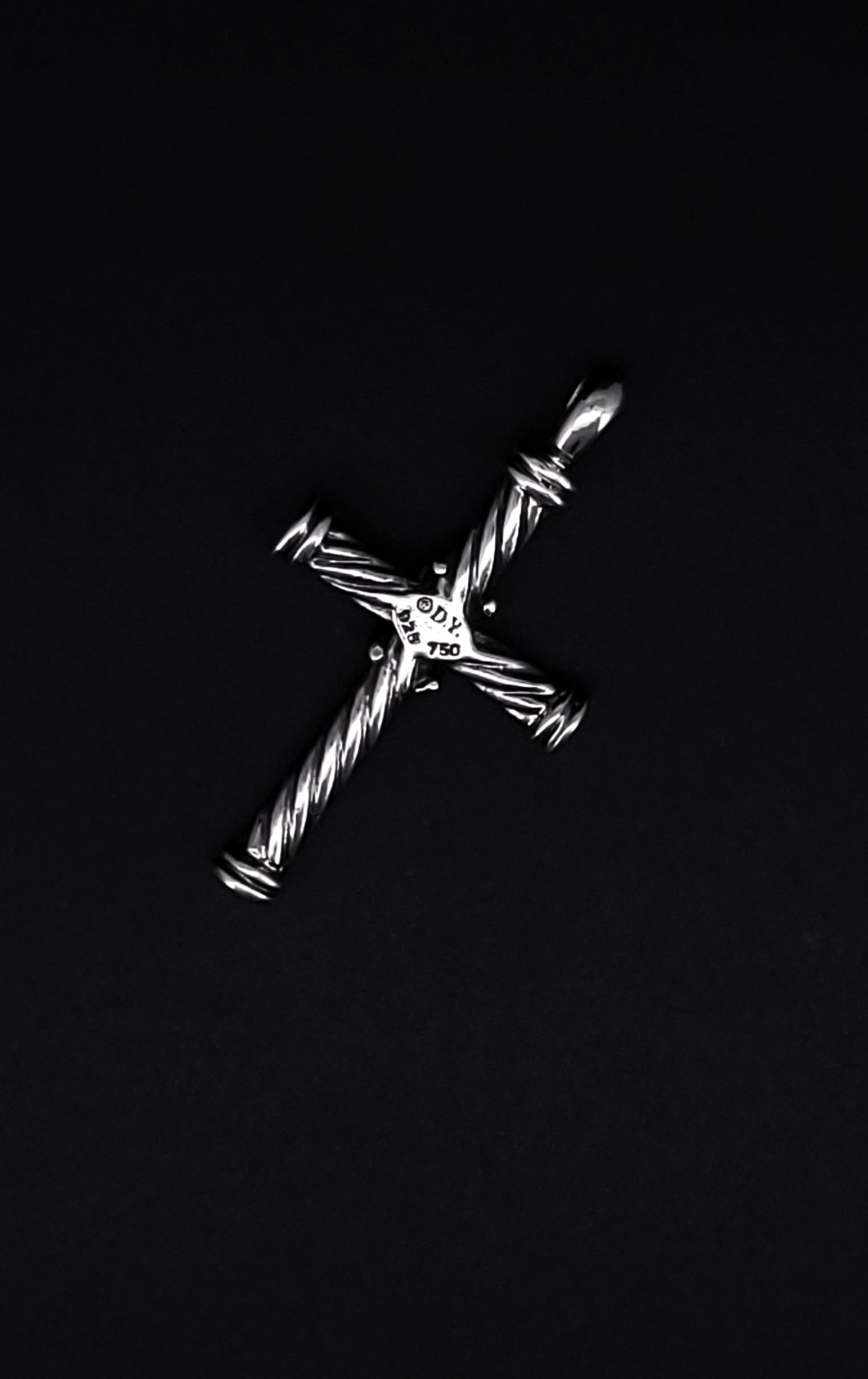 David Yurman Ciondolo a forma di croce in argento 925 con oro giallo 18 carati in vendita 1