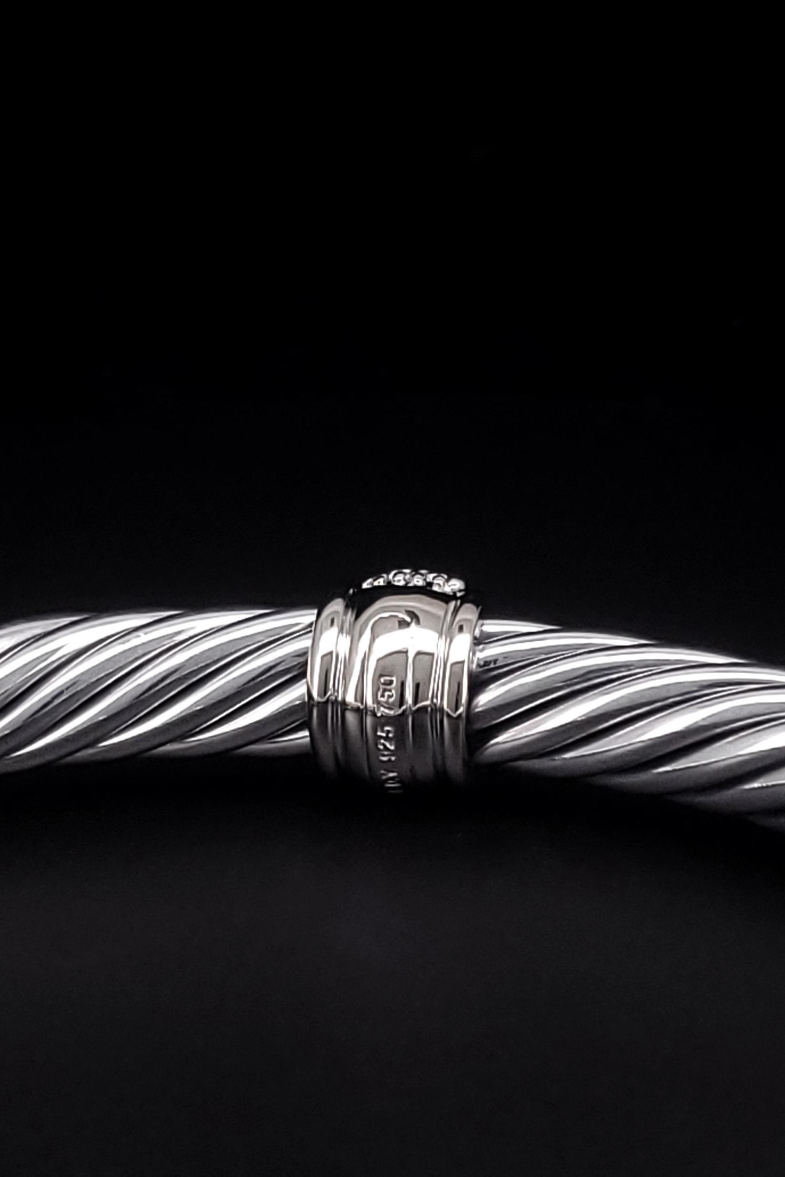 David Yurman Cable Two-Tone 18k White Gold Sterling Silver Bracelet 7mm For Sale 3