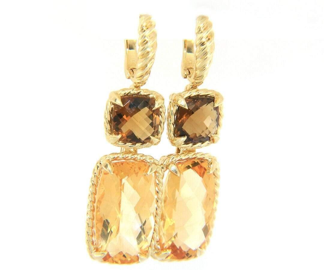 David Yurman Chatelaine Citrine Dangle Earrings in 18K

David Yurman Chatelaine Citrine Dangle Earrings
18K Yellow Gold
Earring Width: Approx. 10.0 – 13.0 MM
Dangle Length: Approx. 42.0 MM
Weight: Approx. 14.90 Grams
Stamped: ©D.Y.,