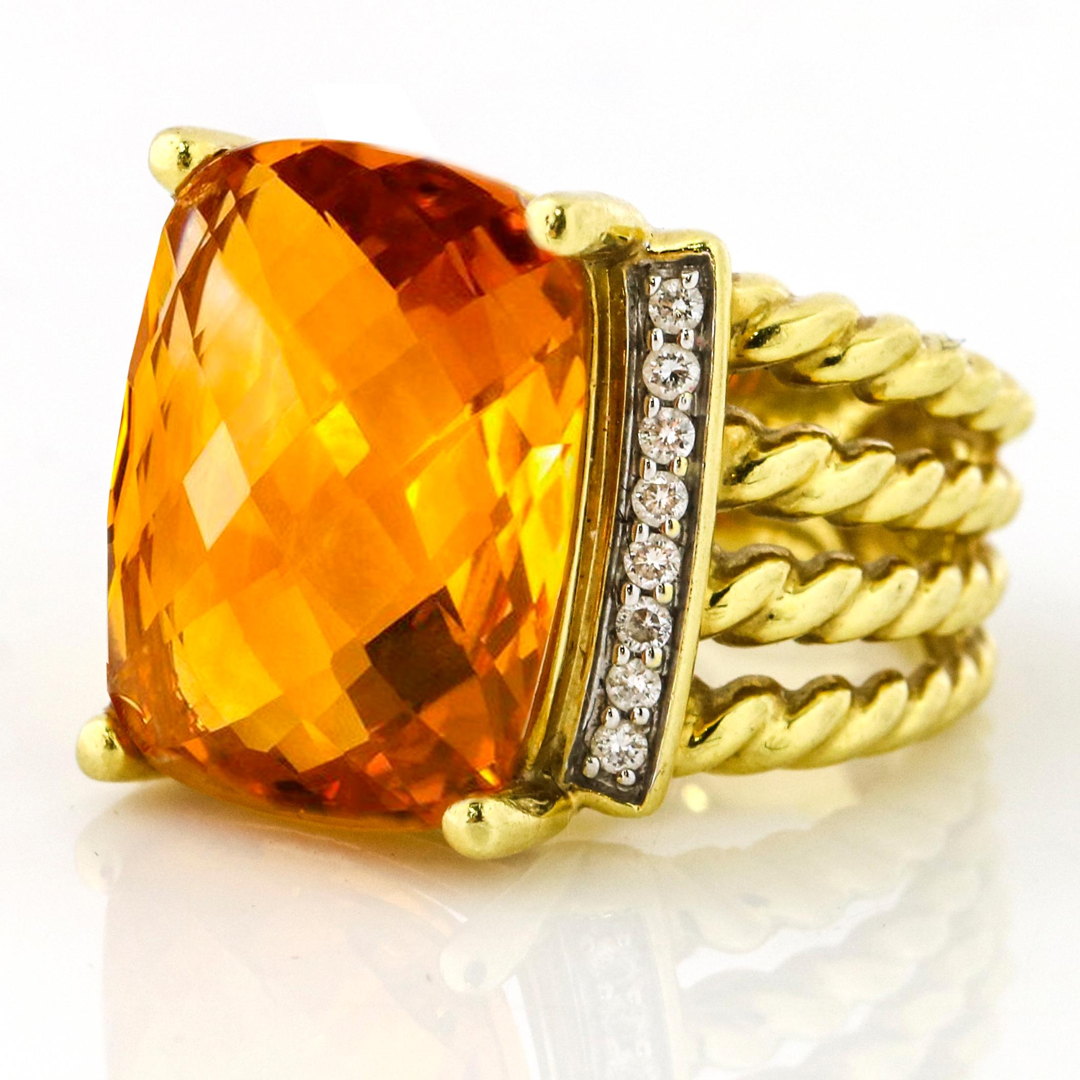 David Yurman wheaton ring with citrine and pave diamonds in 18-karat yellow gold. Diamonds, 0.24 total carat weight. Size 5 (can be adjusted).