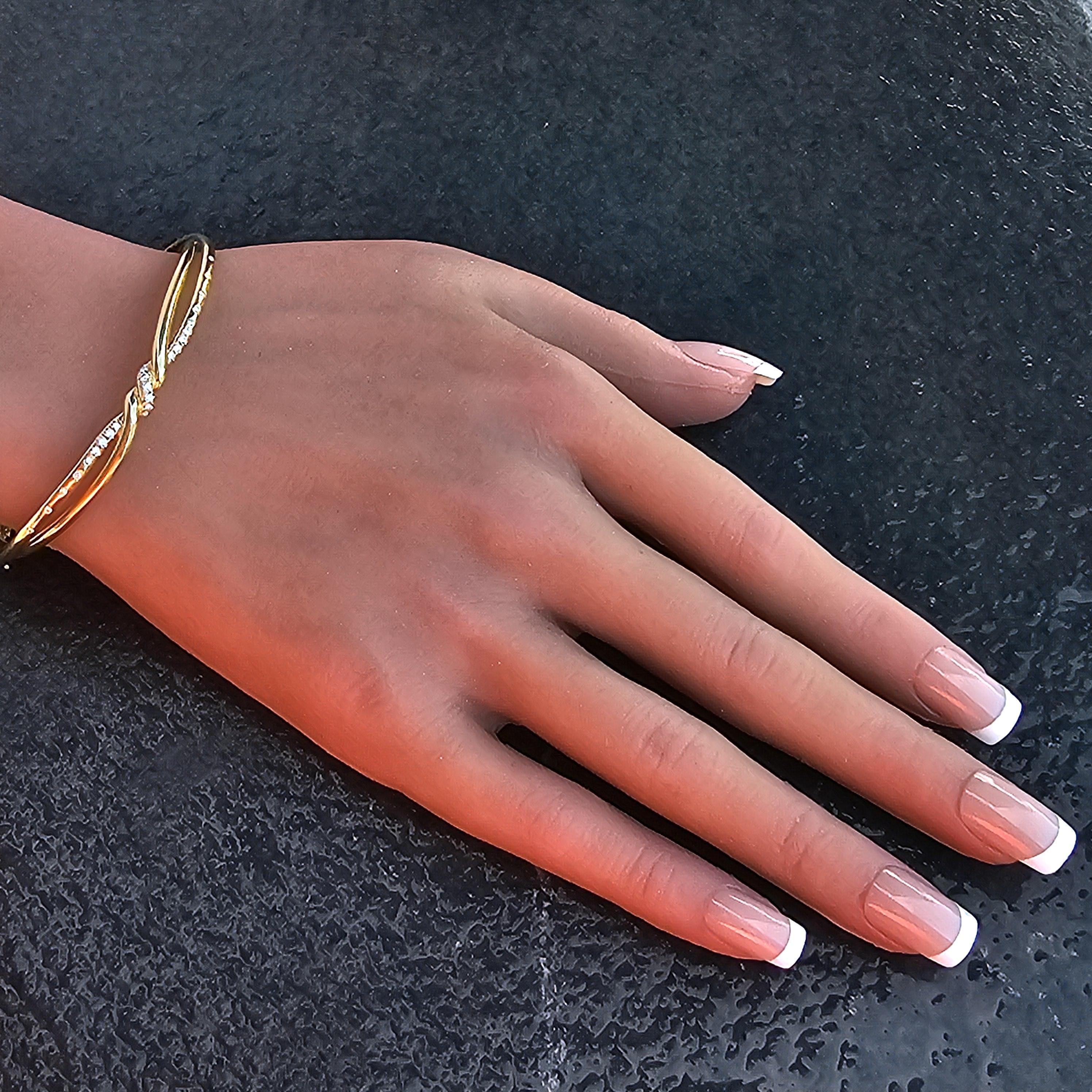 David Yurman Pulsera de brazalete con diamantes en torsión central de oro amarillo de 18 quilates en venta 2
