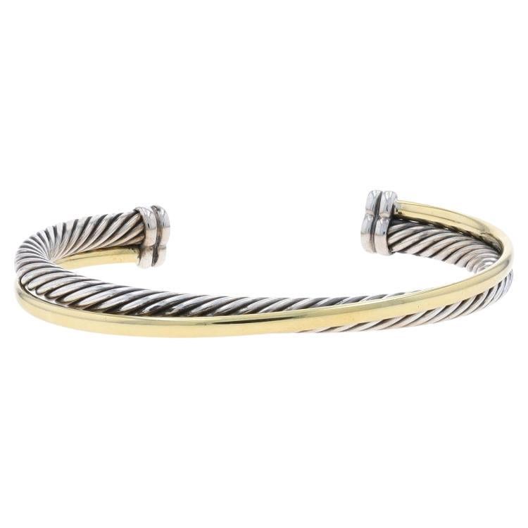 David Yurman Manchette croisée avec câbles 6 3/4 po. - Or jaune 18 carats sterling 925