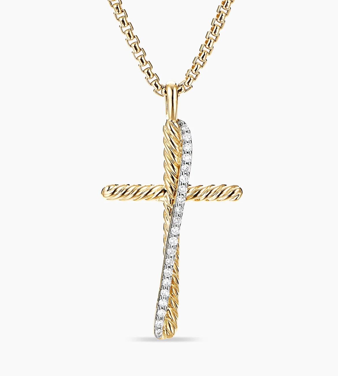 David Yurman Crossover Cross Necklace in 18k Yellow Gold & Diamonds In Excellent Condition In Miami, FL