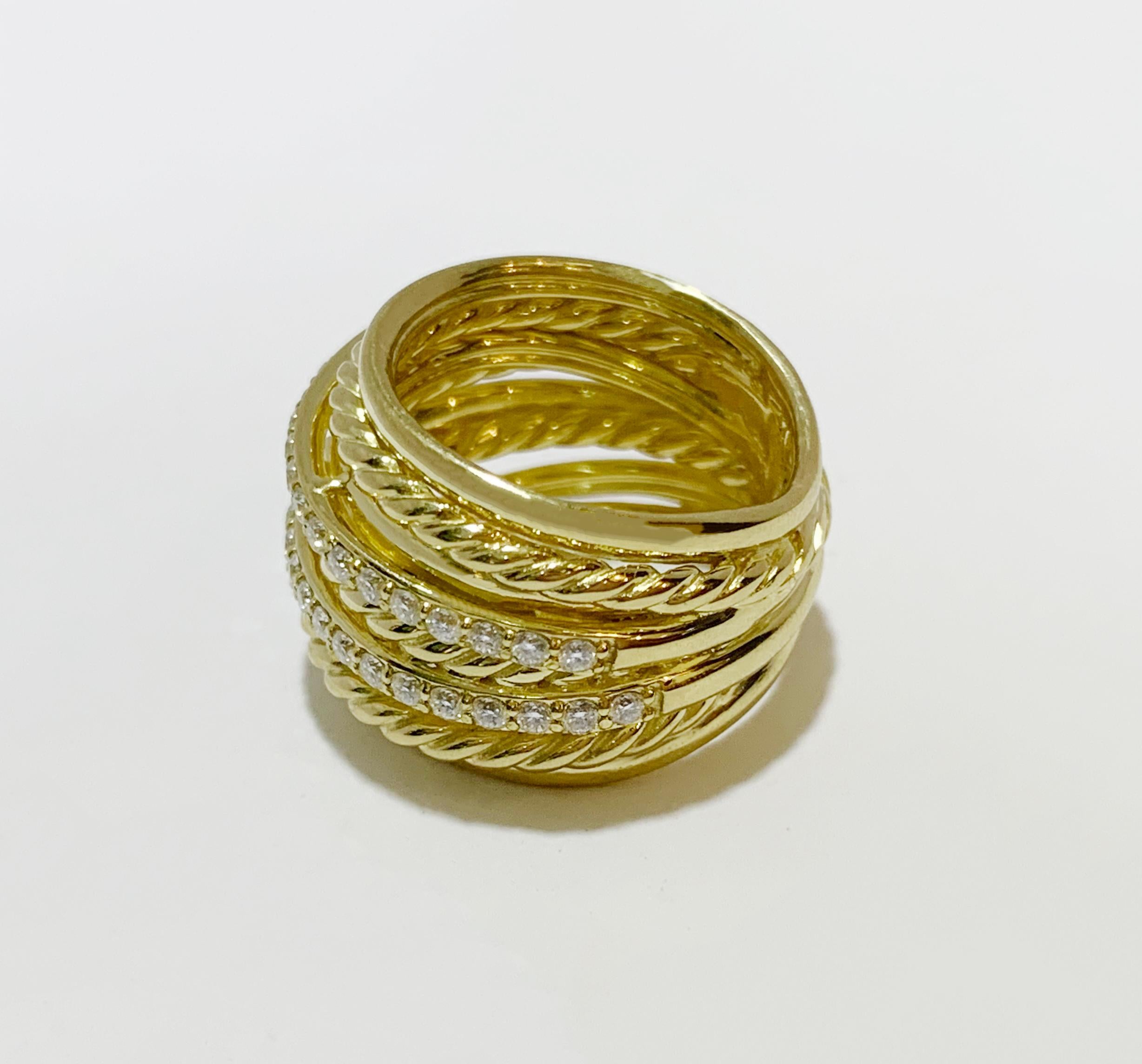 David Yurman: 18 Karat Gelbgold breiter Crossover-Ring mit Diamanten Damen im Angebot