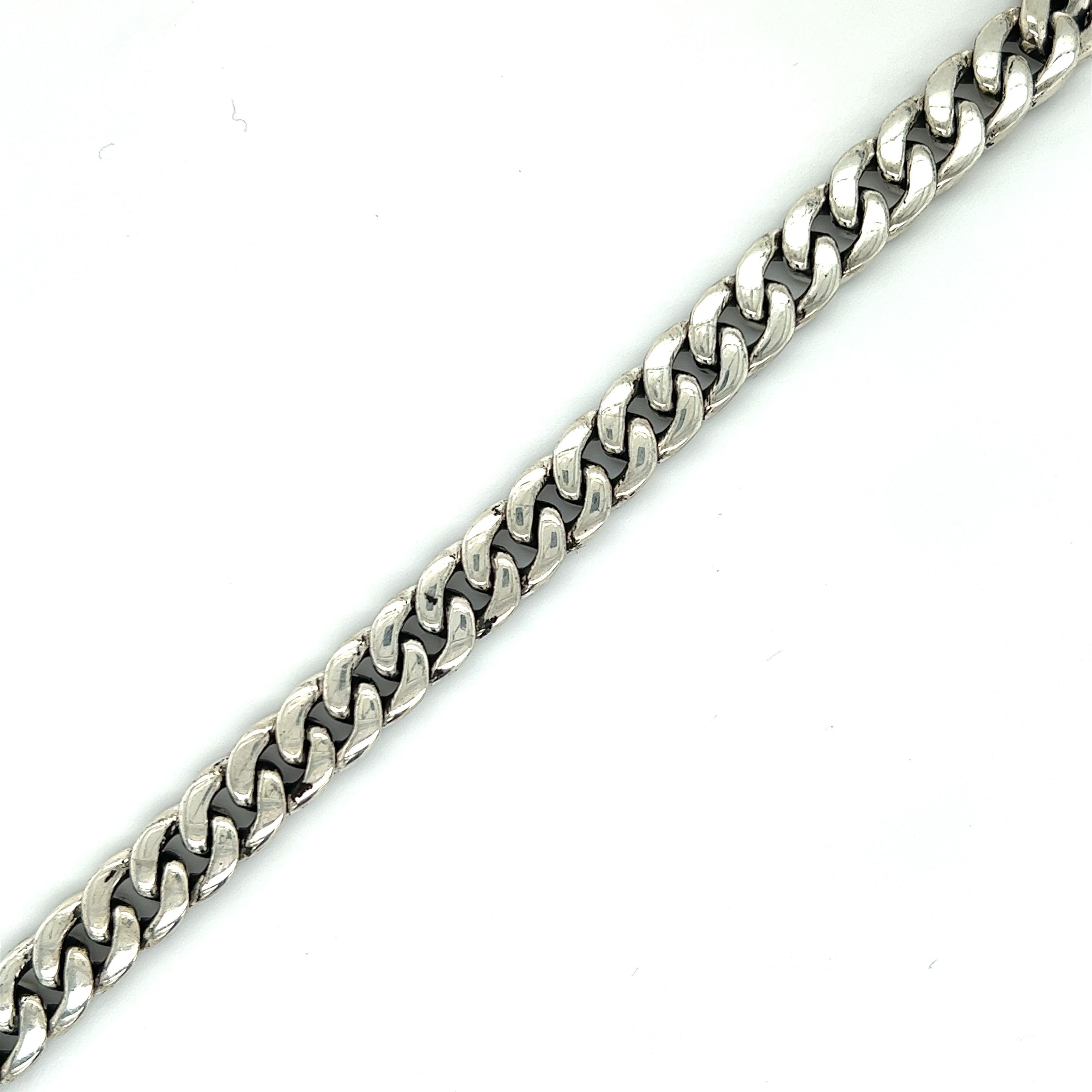 Contemporary David Yurman Curb Chain Bracelet in Sterling Silver with Pavé Black Diamonds 