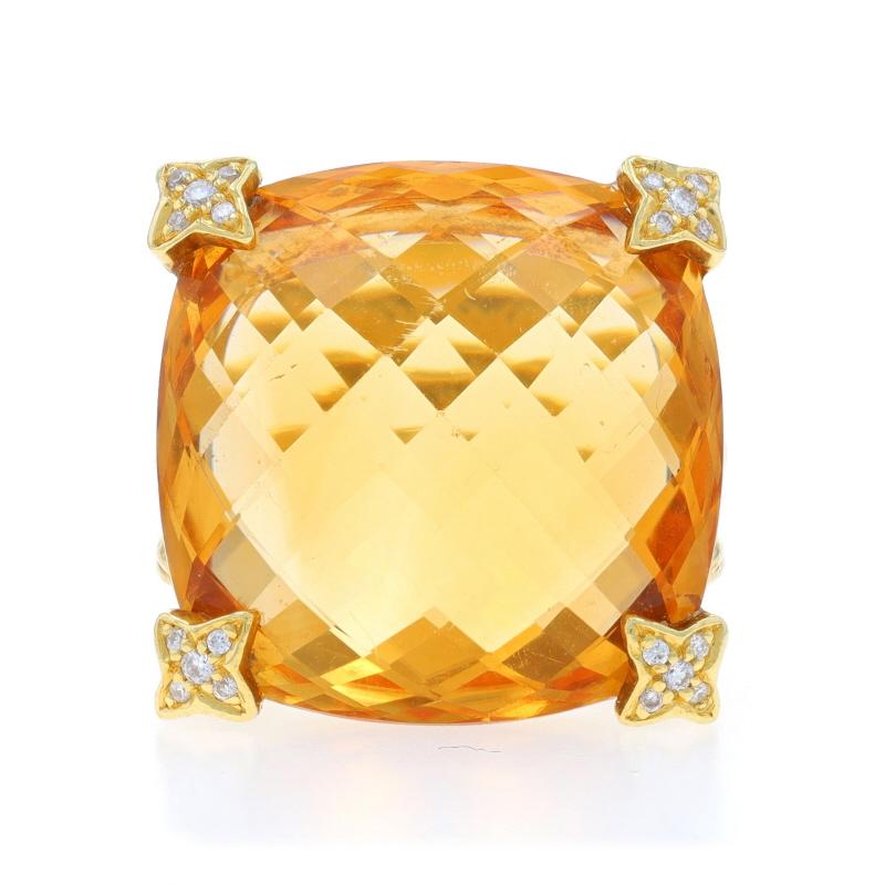 Größe: 5 1/2

Hinweis: Bitte kontaktieren Sie uns für ein Angebot zur Größenänderung

Marke: David Yurman
Collection'S: Cushion On Point

Metallgehalt: 18k Gelbgold

Informationen zu Stein

Natürlicher Citrin
Behandlung: Heizung
Schnitt: