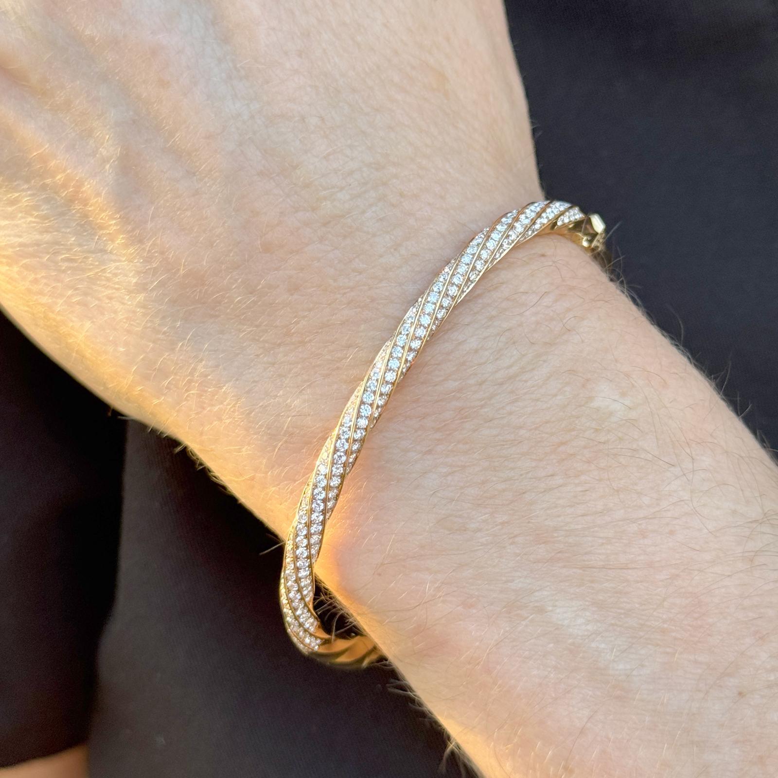 Round Cut David Yurman Diamond 18 Karat Yellow Gold Cable Edge Bangle Bracelet