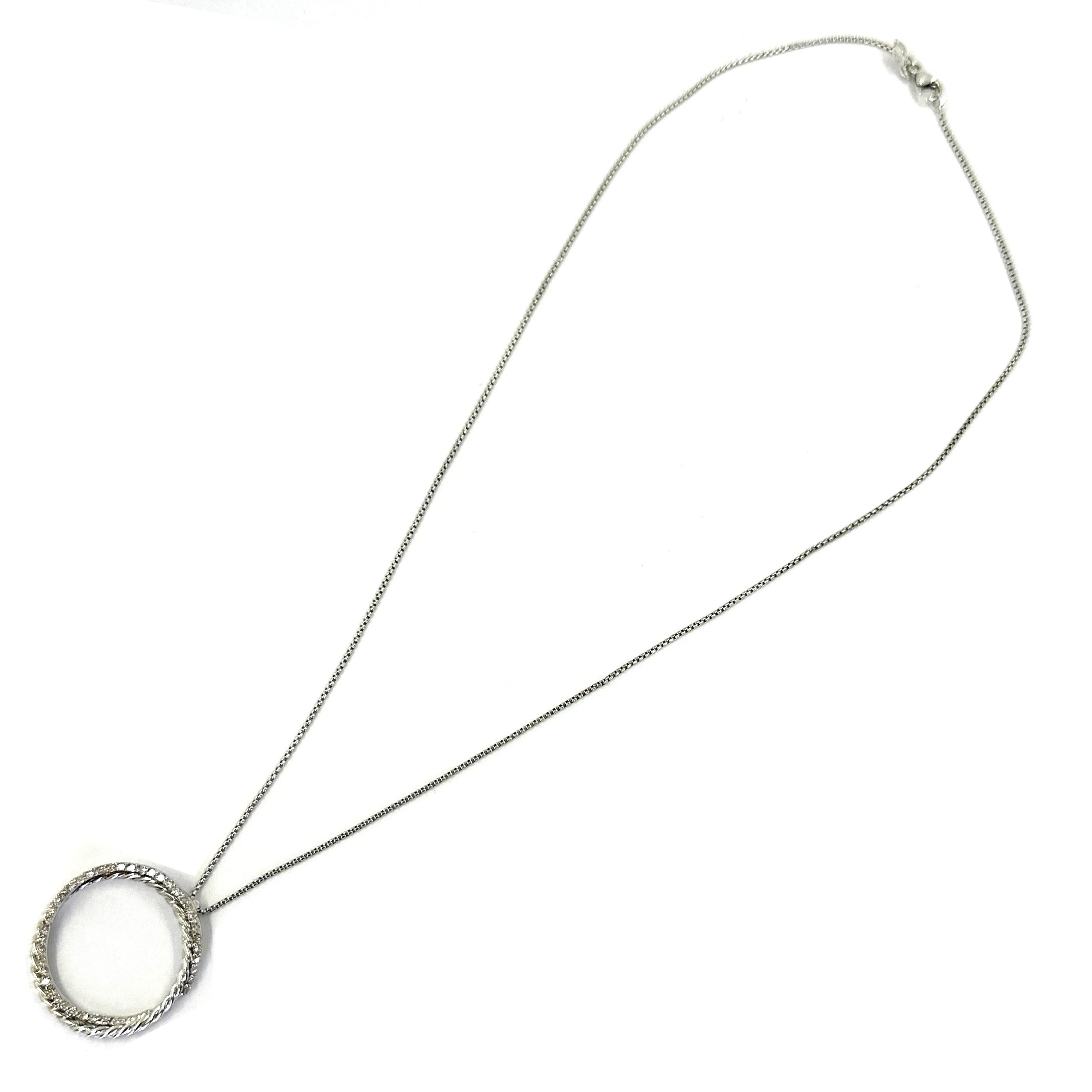 Taglio rotondo Collana con ciondolo a forma di cerchio con diamanti di David Yurman in vendita