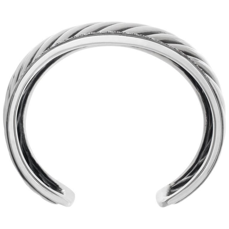 Cameo - Feather Bezel Cuff Bracelet – The Debonair Collection