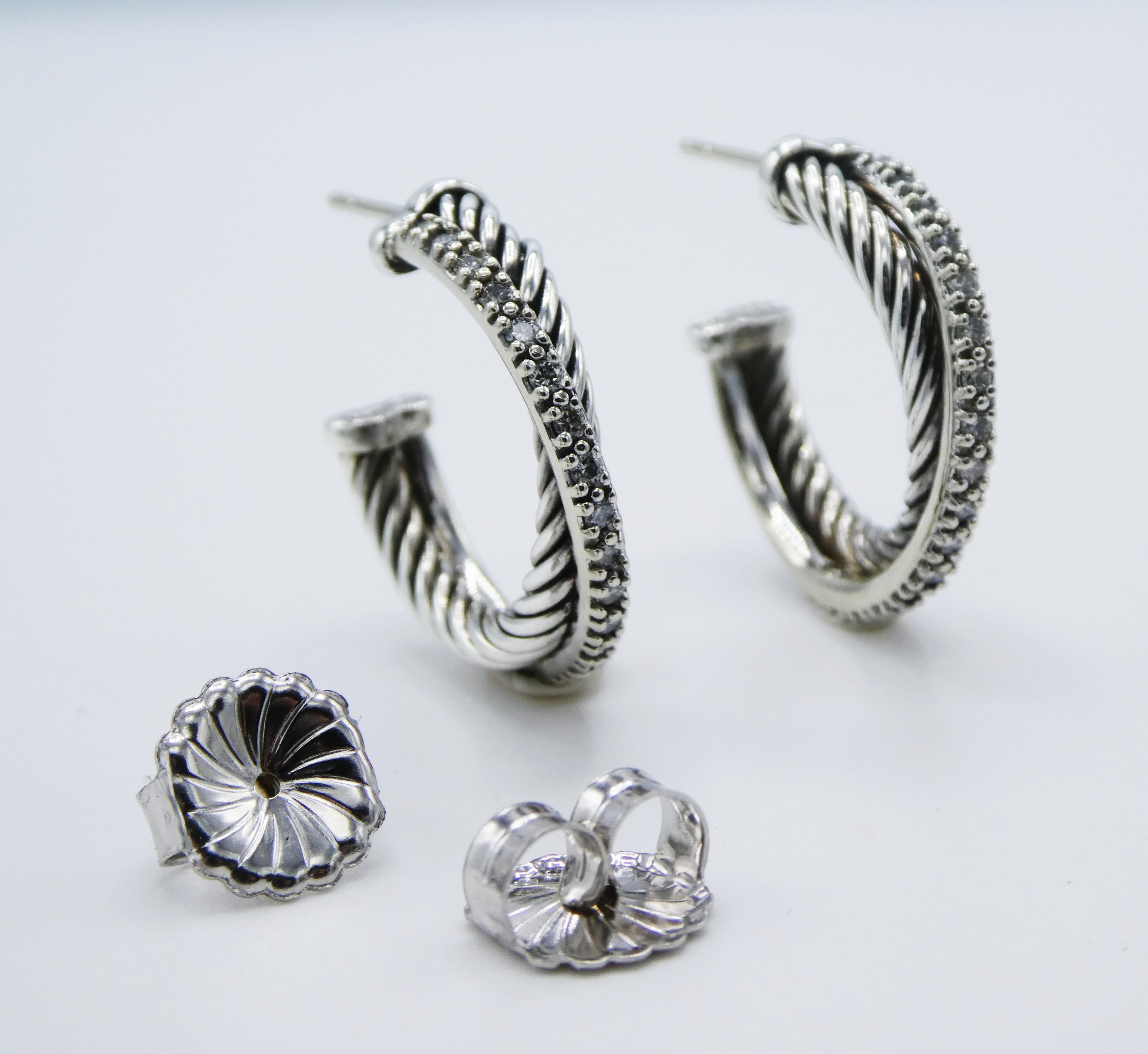 David Yurman Diamant-Creolen Crossover-Ohrringe aus Sterlingsilber und Weißgold (Rundschliff)