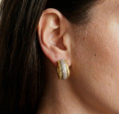 David Yurman Diamond Huggie Hoop Earrings 0.25 CT 18K Gold Cable Design