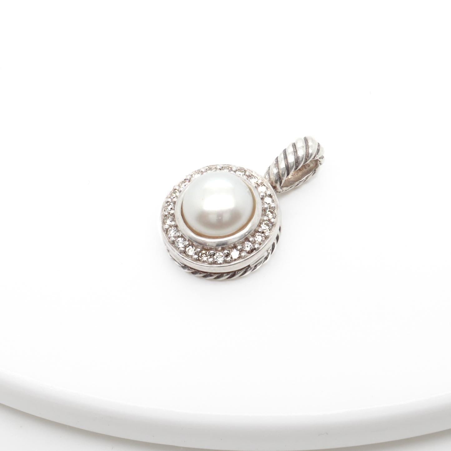 David Yurman Diamond, Pearl & Silver Petite Cerise Pendant for a Necklace 4