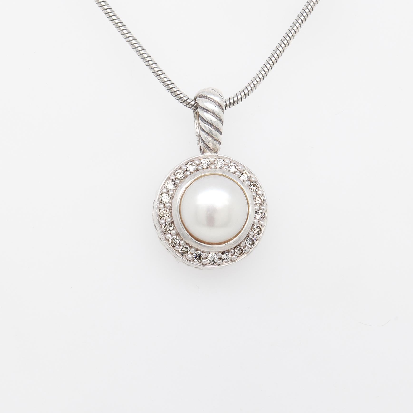 David Yurman Diamond, Pearl & Silver Petite Cerise Pendant for a Necklace In Good Condition In Philadelphia, PA