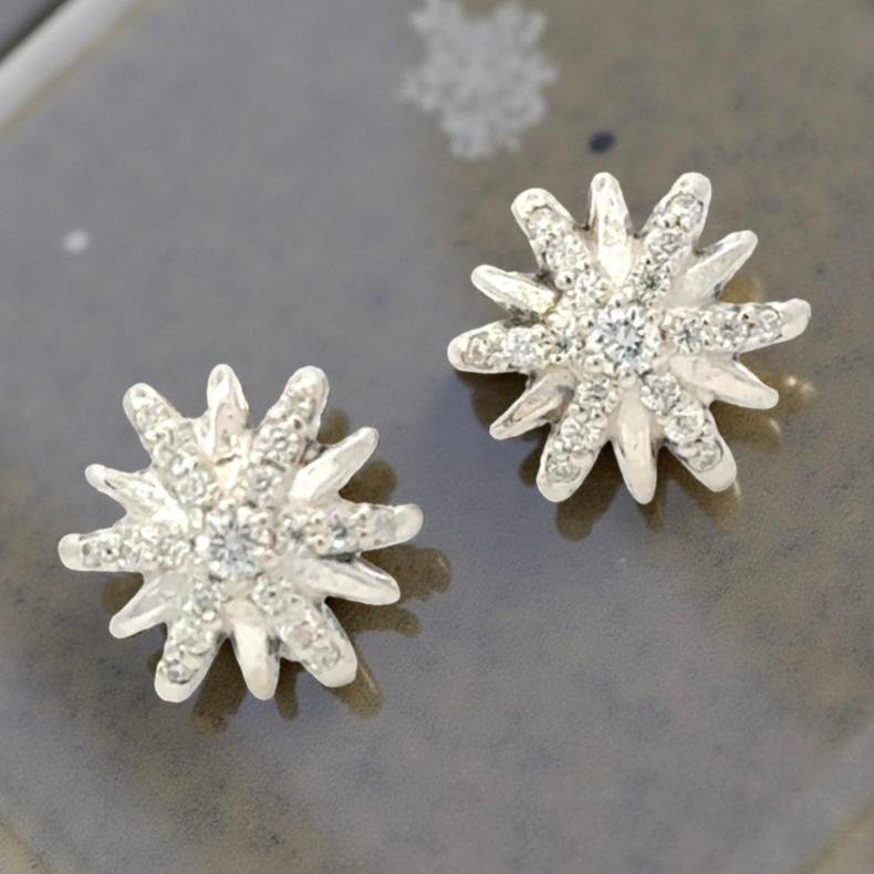 David Yurman Diamond Starburst Earrings 14KT Gold + Silver Estate in vendita 1