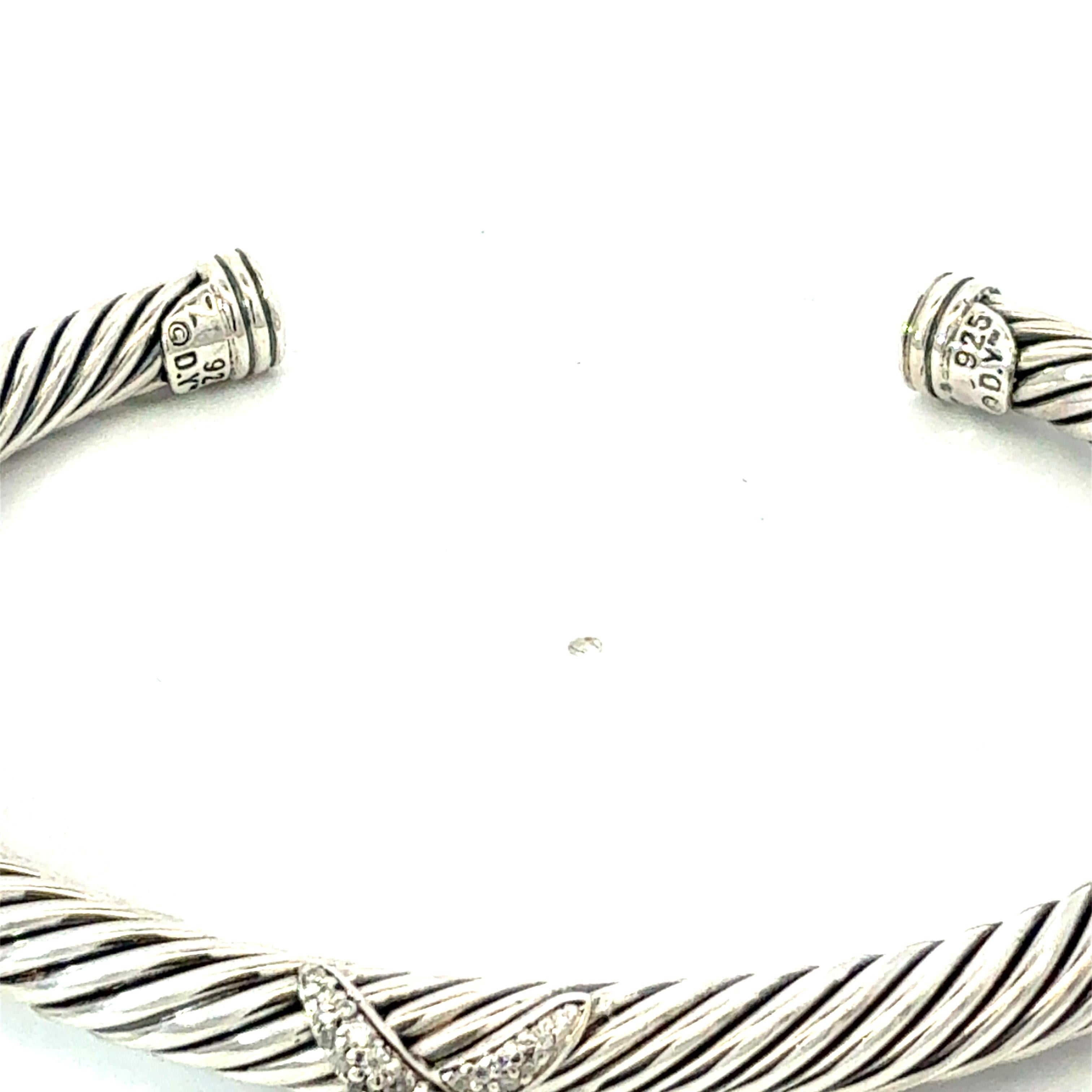 Grezzo David Yurman Bracciale con diamanti X Taglia M 5 mm in argento Sterling Estate in vendita