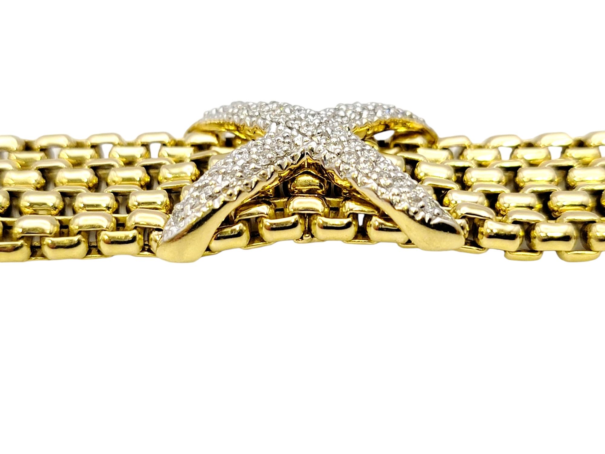 Taille ronde David Yurman Bracelet en or jaune 18 carats avec plusieurs rangées de diamants en forme de boîte en forme de X en vente