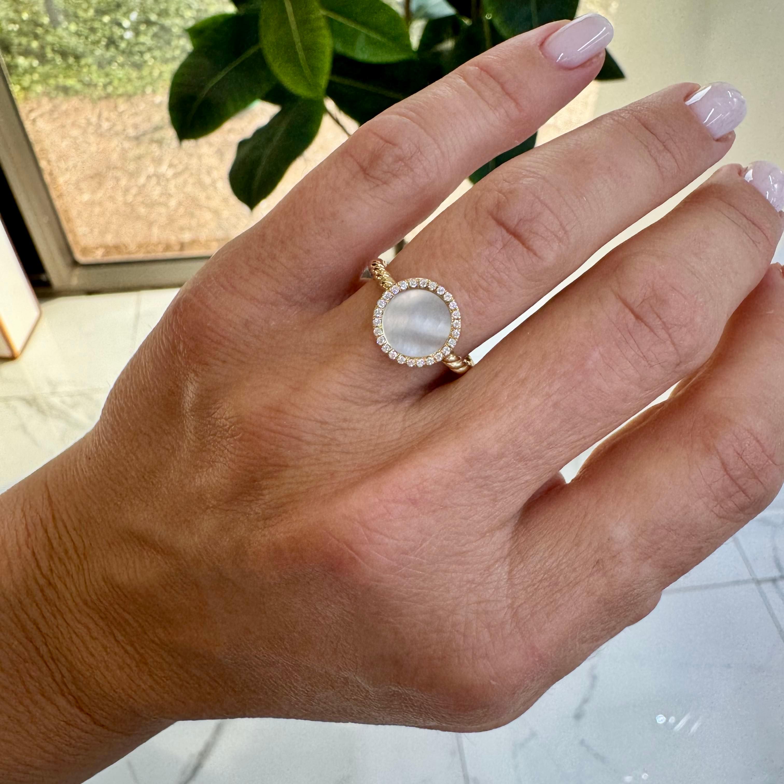David Yurman Dy Elements Bague cocktail en or jaune 18 carats diamant nacre en vente 2