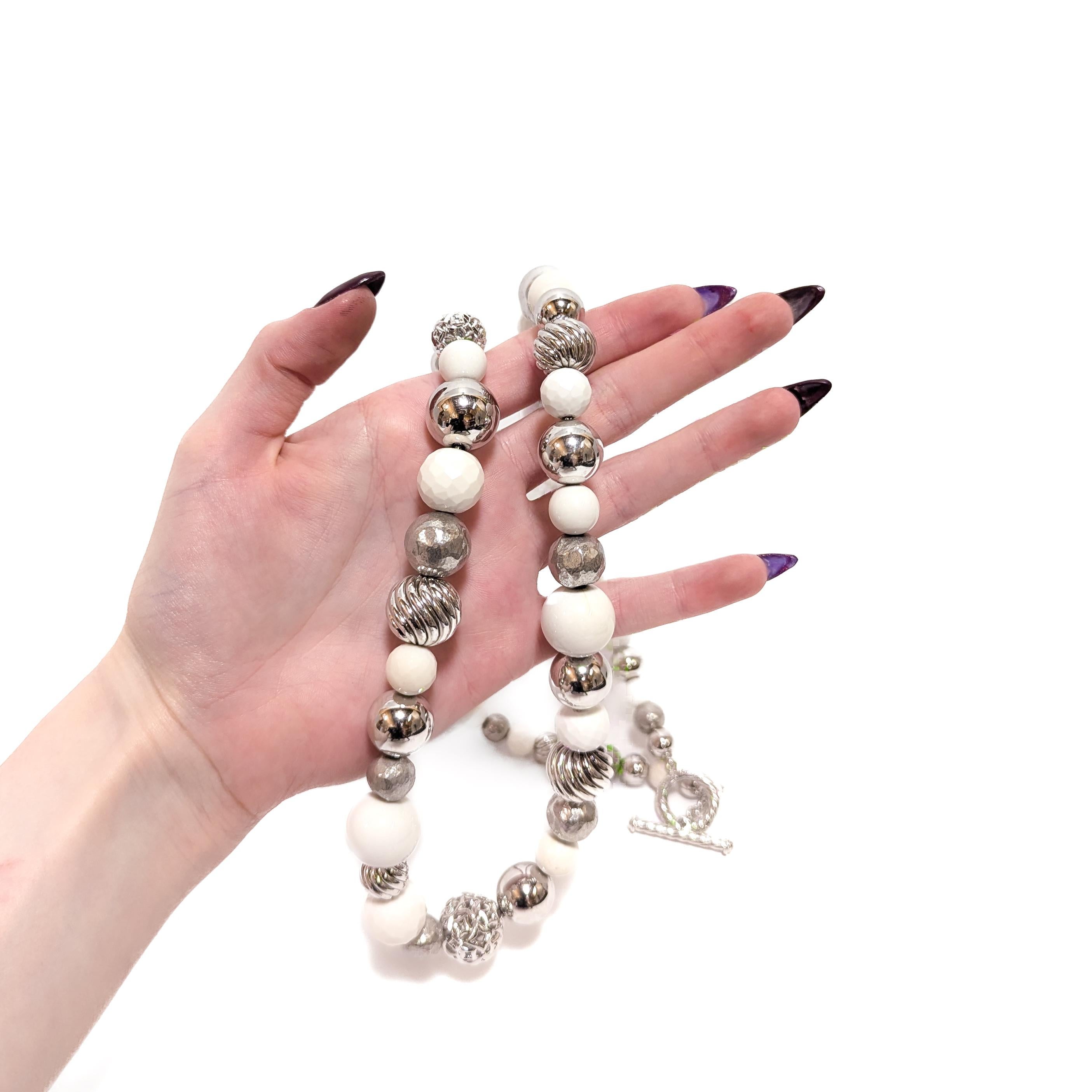 Moderne David Yurman Elements Sterling Silver & White Beaded Graduated Necklace (Collier gradué en argent sterling et en perles blanches) en vente