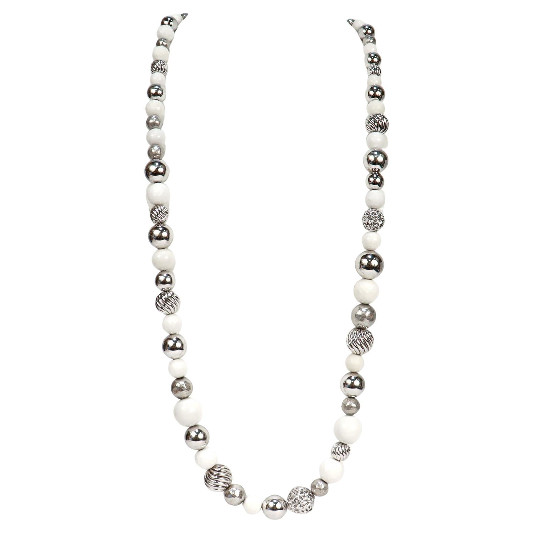 David Yurman Elements Sterling Silver & White Beaded Graduated Necklace (Collier gradué en argent sterling et en perles blanches) en vente