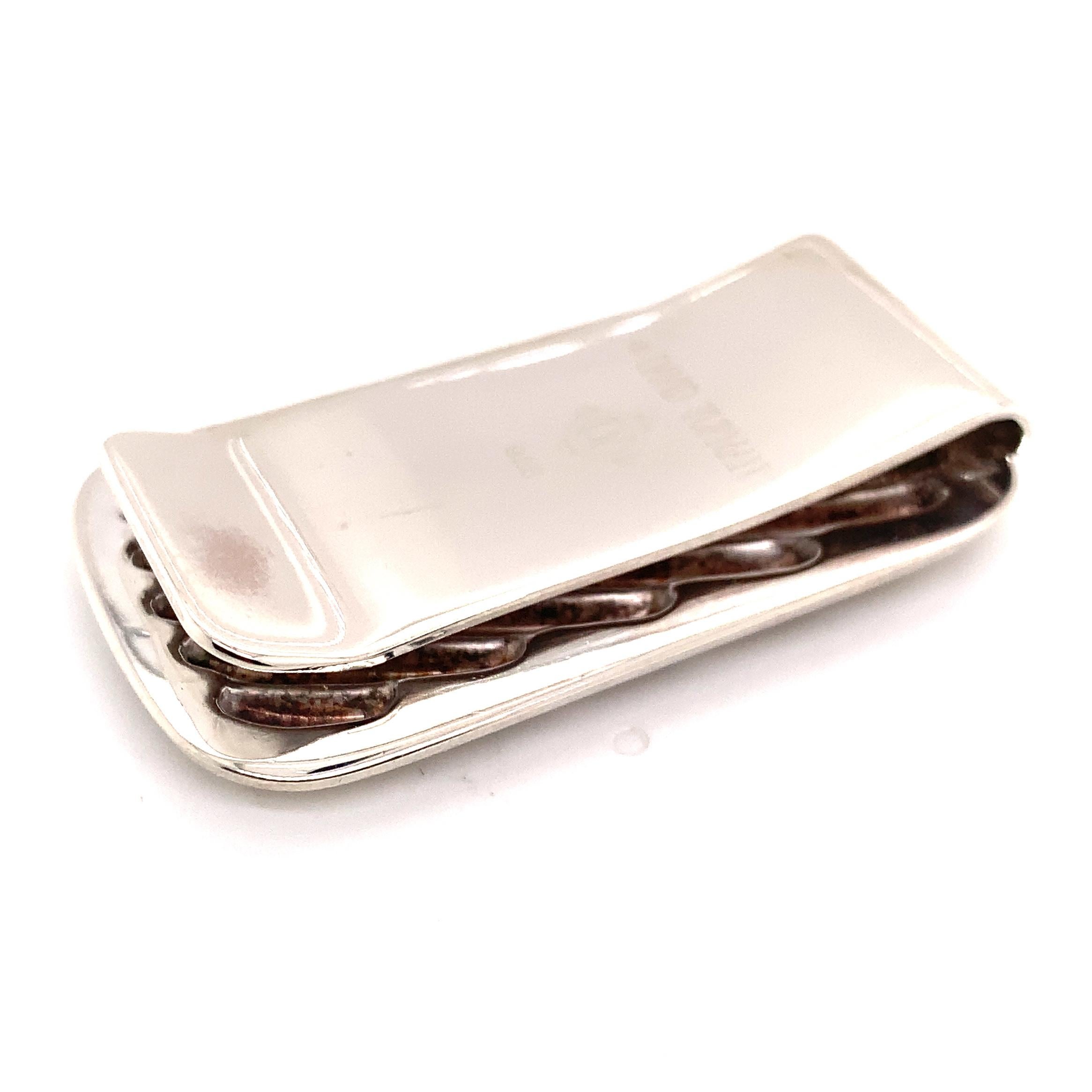 David Yurman Estate Large Cable Money Clip Sterling Silver DY125

Retail: $999.00

TRUSTED SELLER SINCE 2002

PLEASE SEE OUR HUNDREDS OF POSITIVE FEEDBACKS FROM OUR CLIENTS!!

FREE SHIPPING

This elegant Authentic David Yurman Men's sterling silver