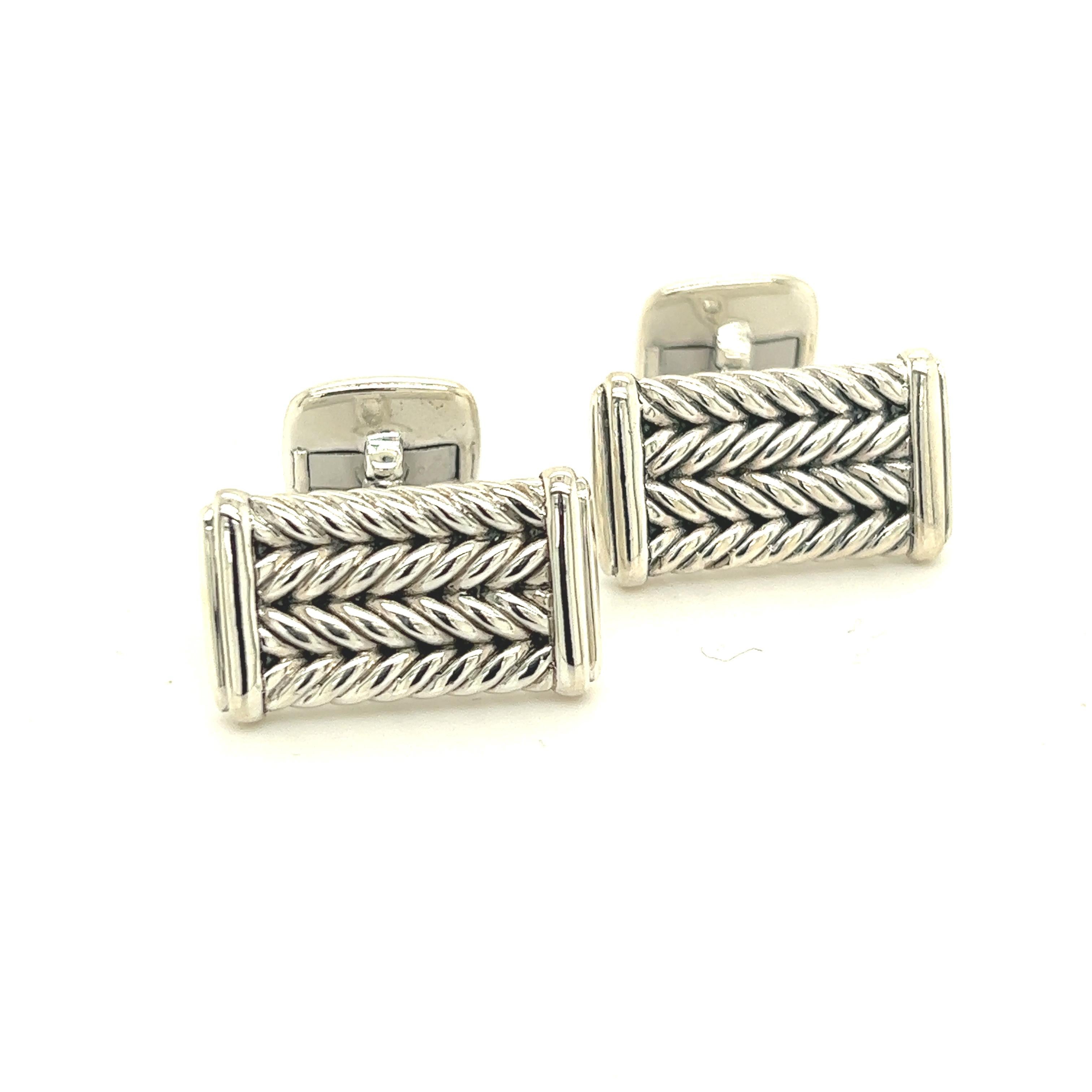 David Yurman Estate Mens Cufflinks Sterling Silver In Good Condition For Sale In Brooklyn, NY