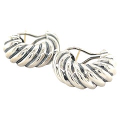 David Yurman Boucles d'oreilles en forme de crevettes avec dos en argent sterling et fermoirs Omega