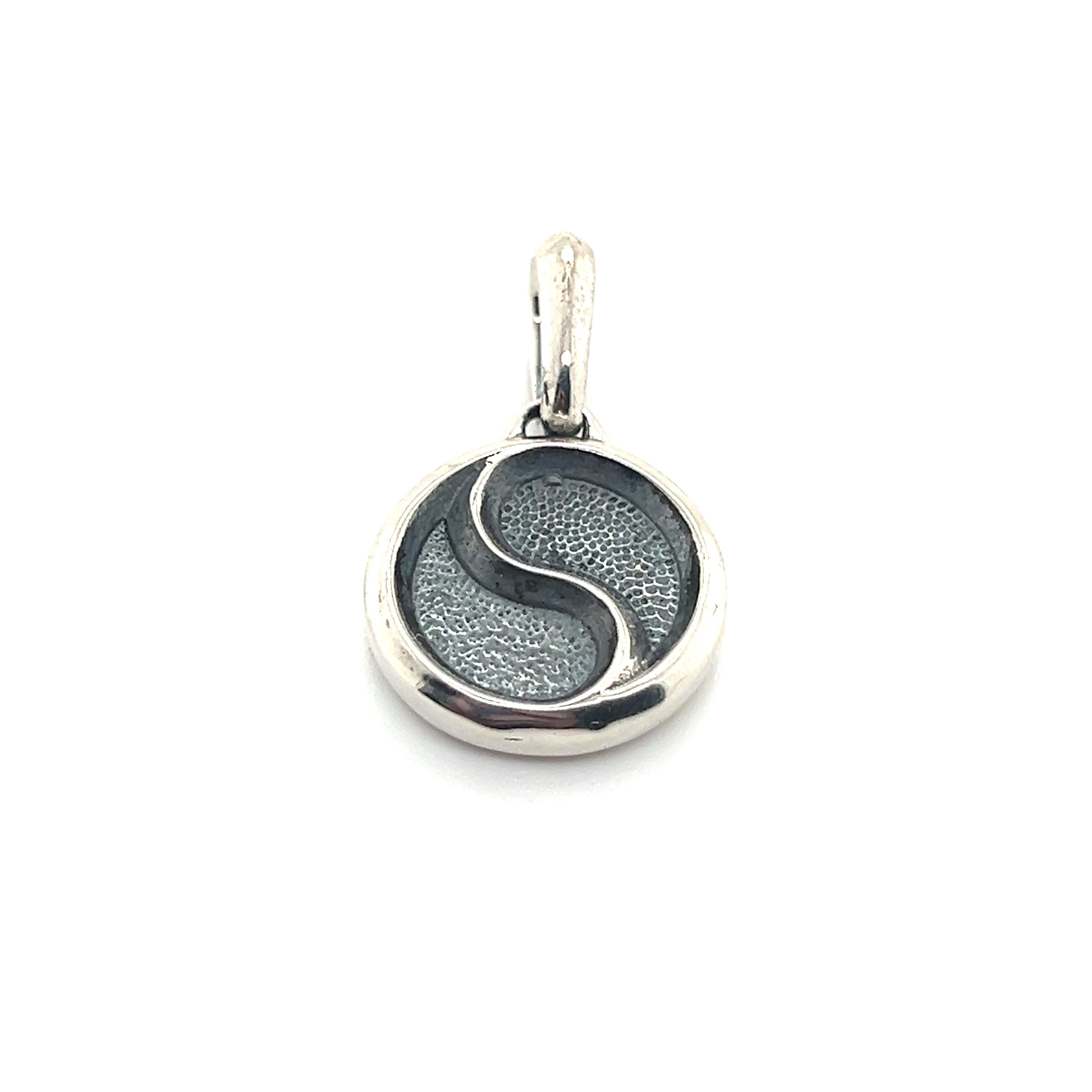 David Yurman Estate Ciondolo amuleto Yang Silver In condizioni buone in vendita a Brooklyn, NY