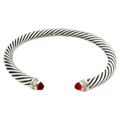 David Yurman Bracciale con granato e diamanti da 5 mm - Argento Estate