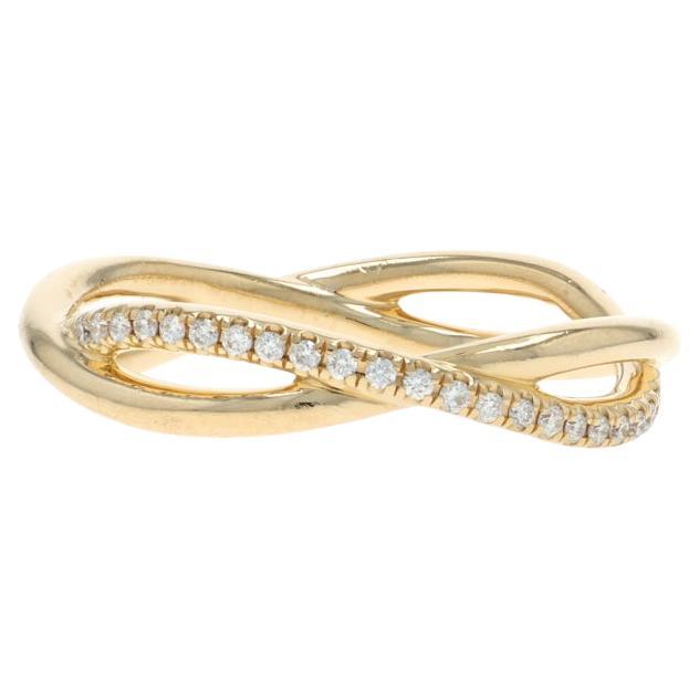David Yurman Infinity Band Diamond Band - Yellow Gold 18k Round .19ctw Ring en vente