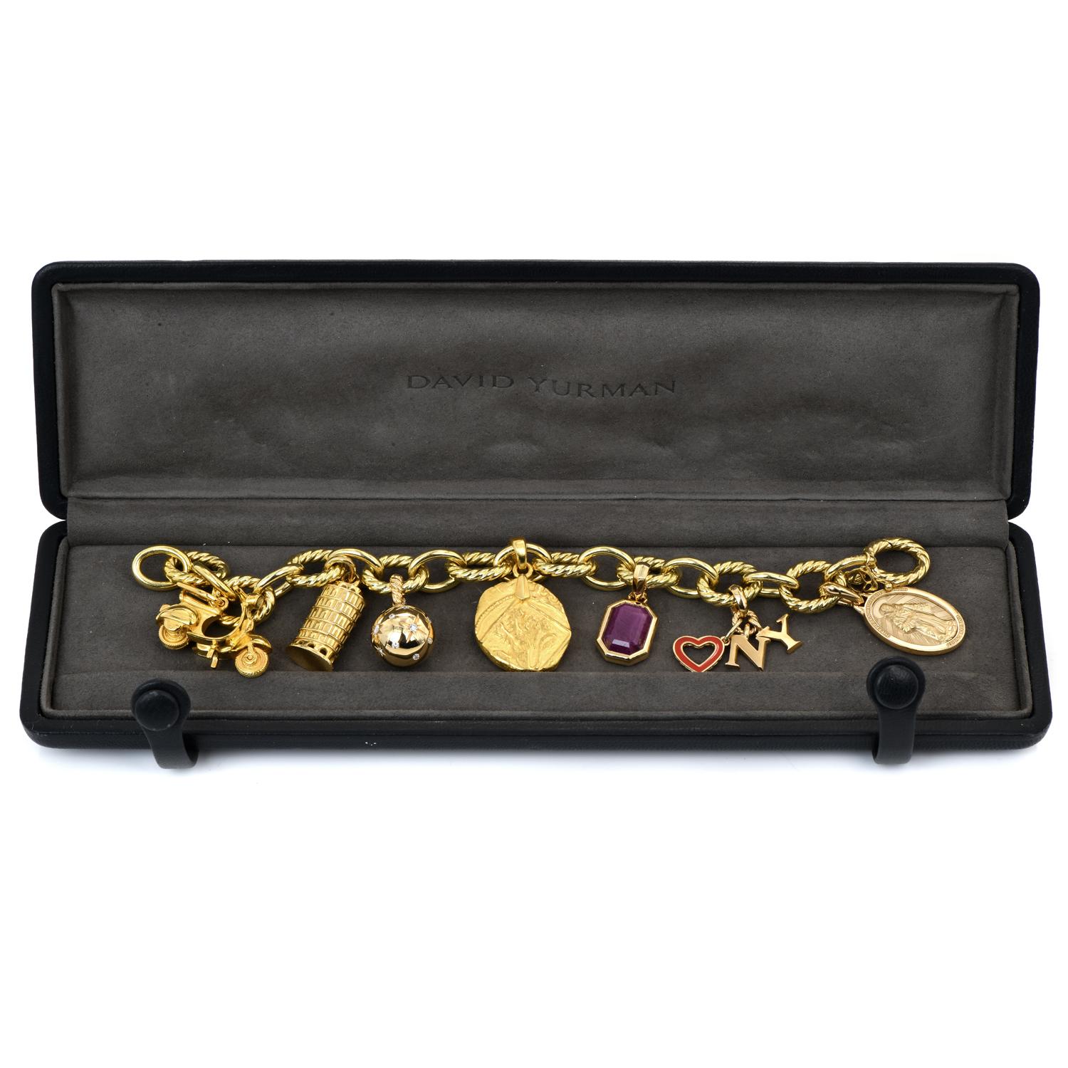 Gliederanhänger-Armband aus 18 Karat Gelbgold mit italienischem Diamanten und Rubin von David Yurman (Rundschliff) im Angebot