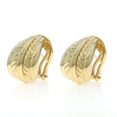 David Yurman J-Hoop Earrings - Yellow Gold 18k Tapered Pierced