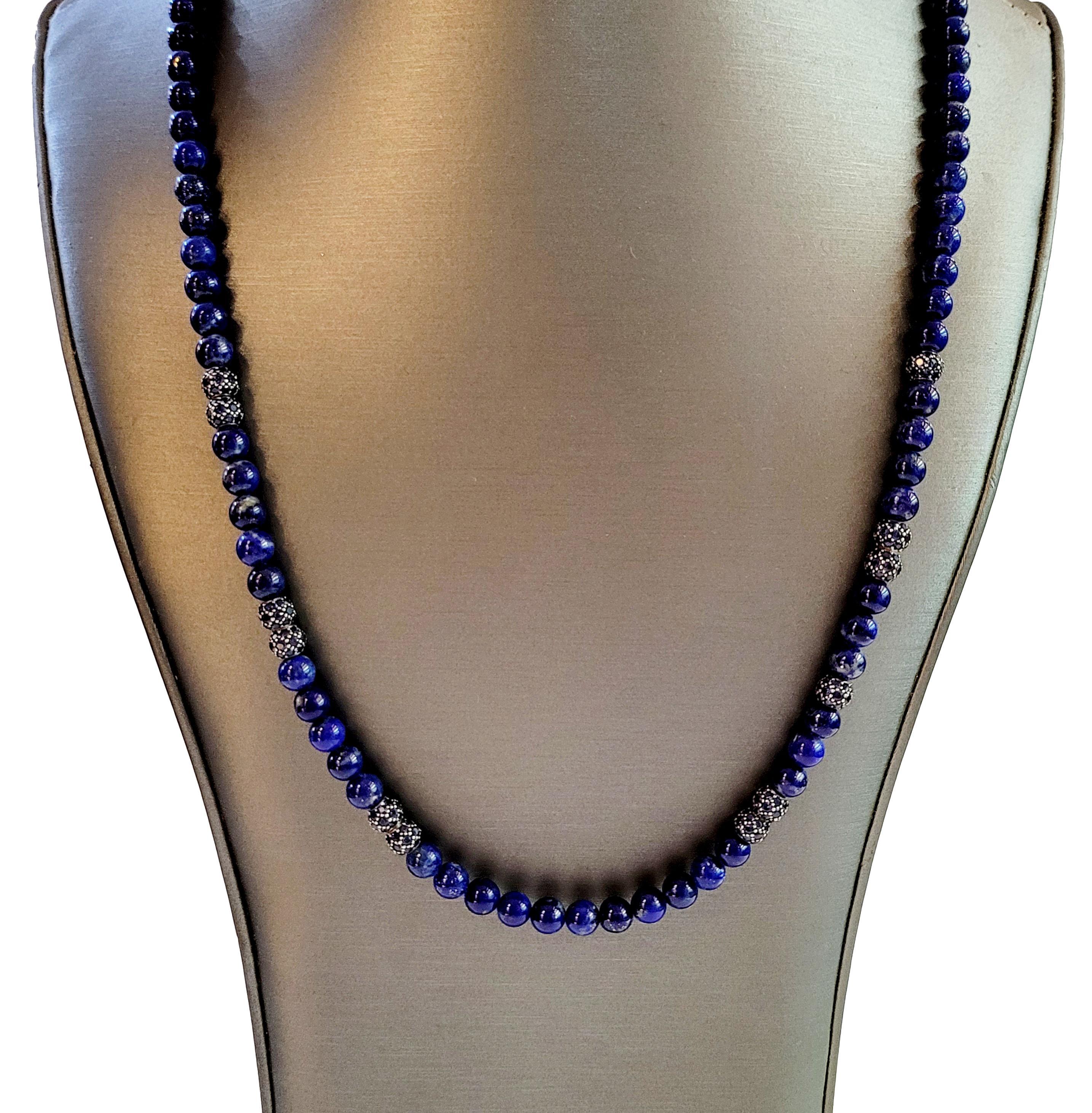 Taille ronde David Yurman Collier de perles en lapiz-lazuli et bleu saphir en vente