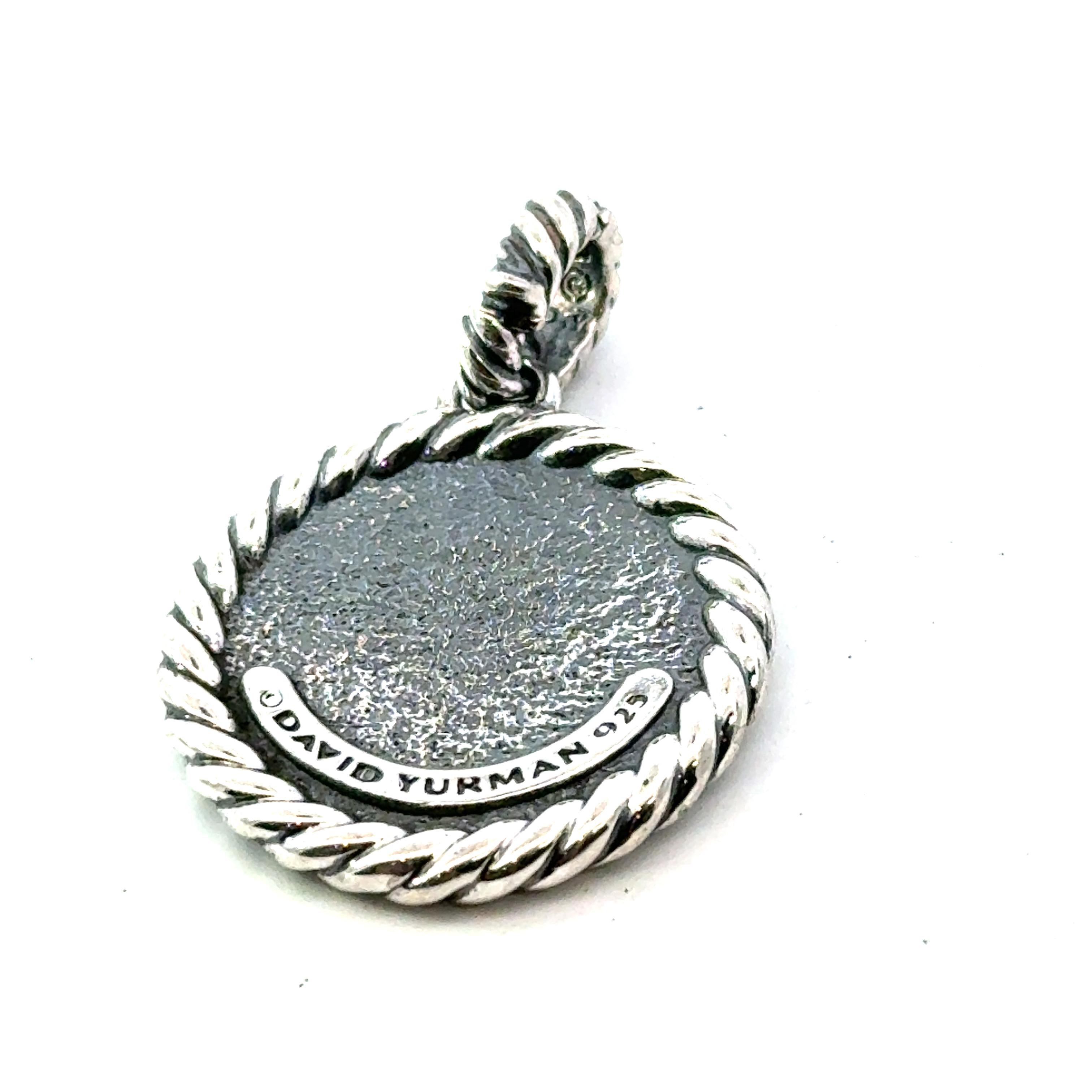 David Yurman Lettera B Amuleto in argento Sterling Estate In condizioni buone in vendita a Brooklyn, NY