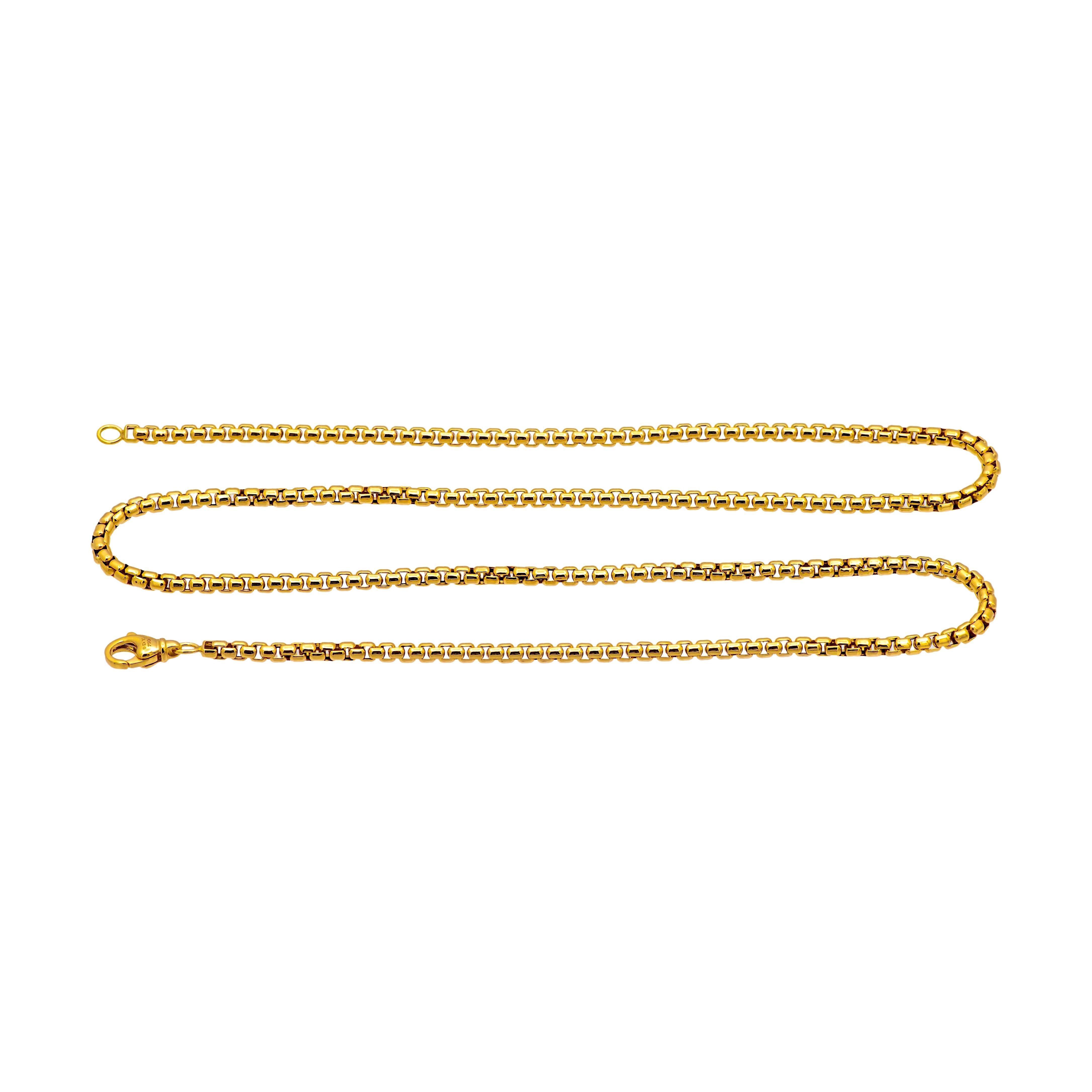 David Yurman necklace from the Chain collection for Men finely crafted in 18 karat yellow gold featuring a box link design measuring 3.4 mm wide and 26 inches long with a large lobster claw closure. Fully hallmarked with logo and metal