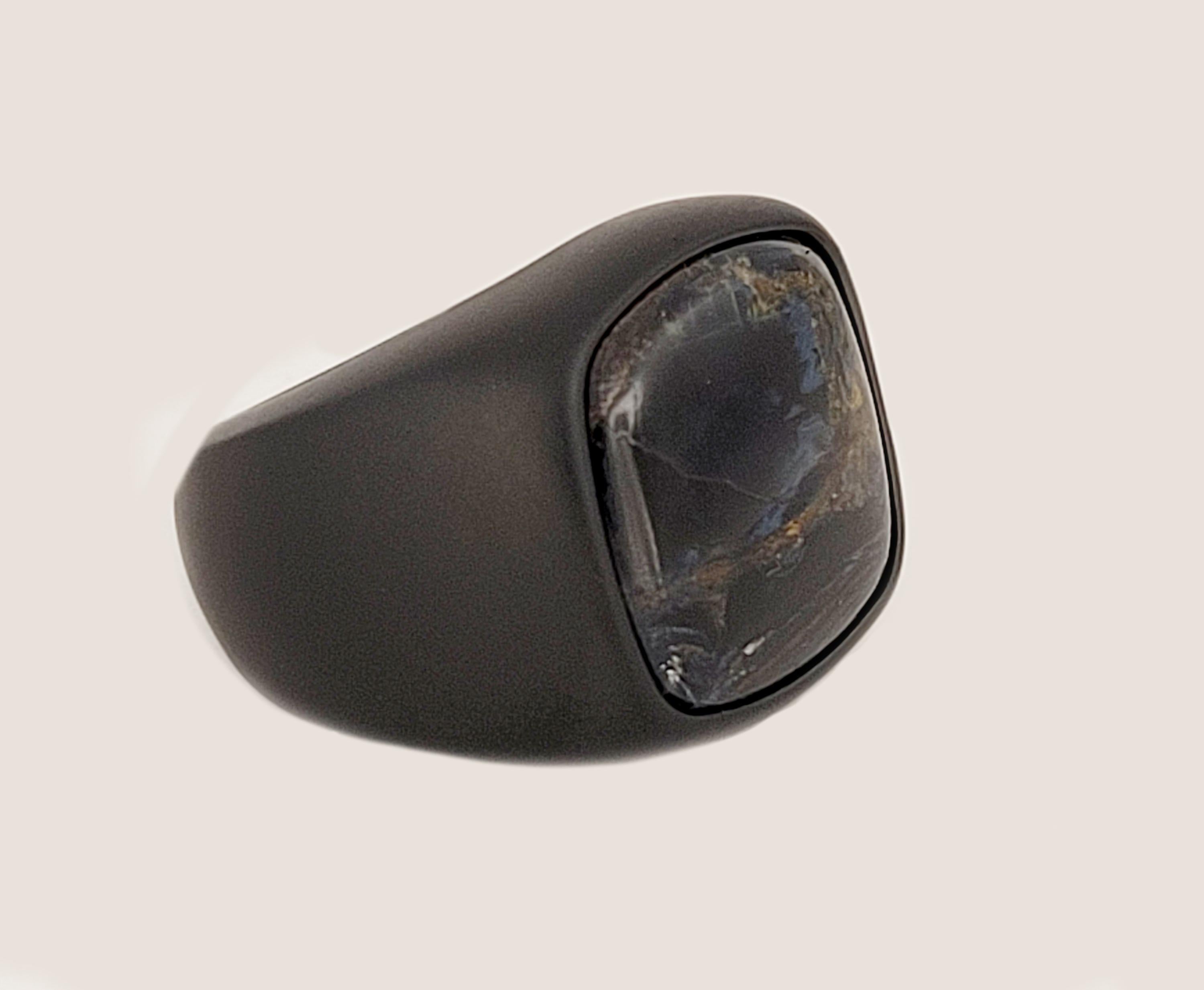 Brand David Yurman 
From streamline collection 
Metal type: Titanium 
Ring Size: 7.75
Front Thickness 20mm
Stone dimension: 16.5mm X 17mm 
Base of shank: width 8.2 mm 
Ring weight 18g. 
Signature: ©DY 
Gender Men 
Condition New 
Comes with David