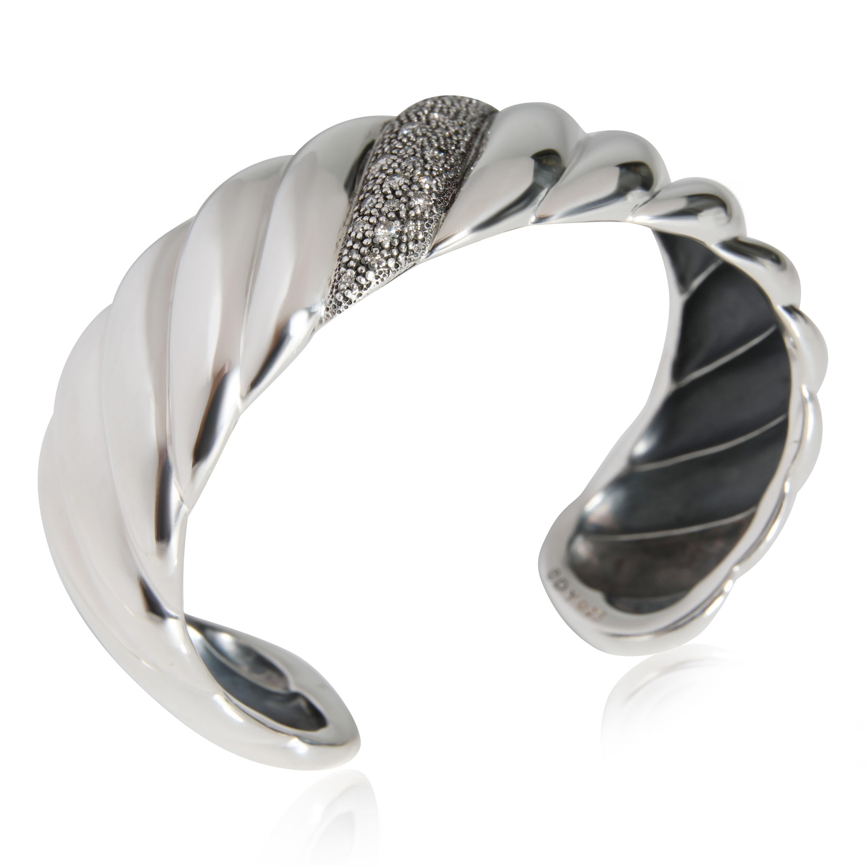 David Yurman Midnight Melange Cable Diamond Cuff in Sterling Silver 0.42 CTW

PRIMARY DETAILS
SKU: 112246
Listing Title: David Yurman Midnight Melange Cable Diamond Cuff in Sterling Silver 0.42 CTW
Condition Description: Retails for USD 4,750. DY