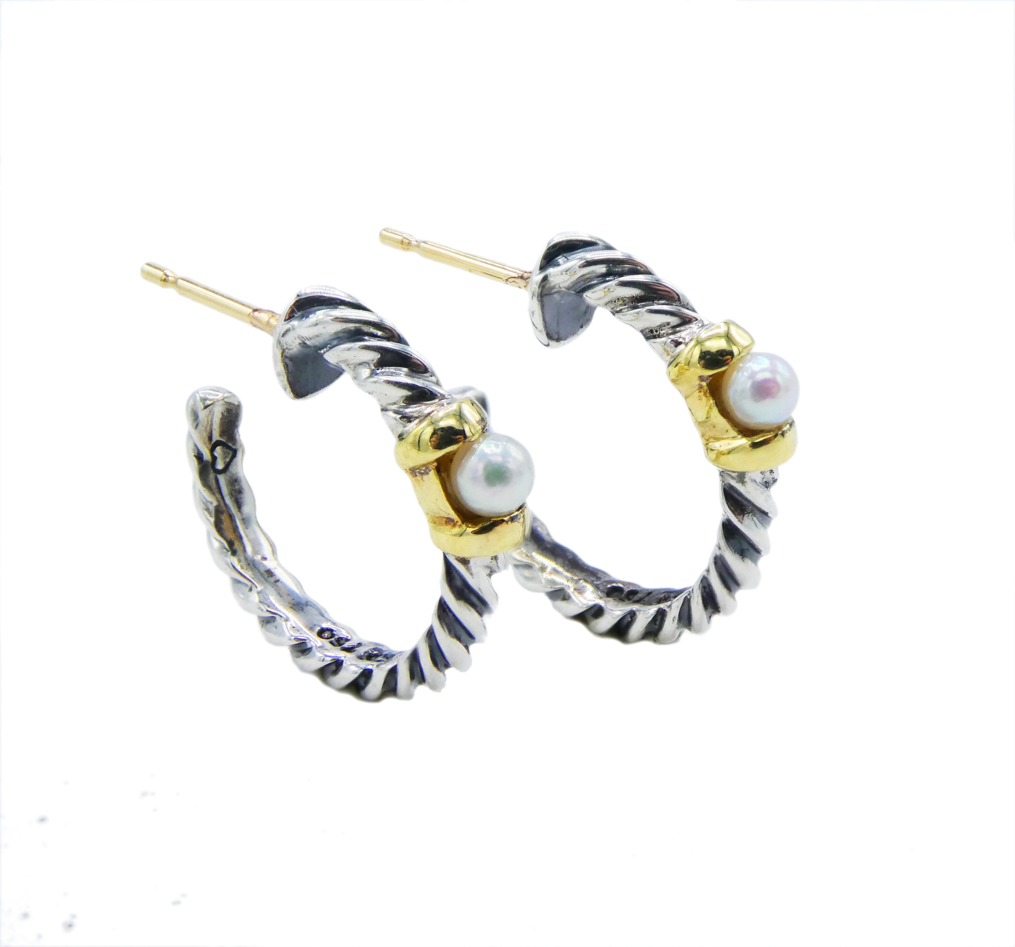 David Yurman Mini Hoop Cable Earrings Petite Pearl Sterling Silver 18 Karat Yellow Gold

Metal: Sterling silver 925, 18k Yellow Gold 750
Weight: 1.86 grams
Pearls: White cultured 2.3mm 
15mm in diameter
Signed: D.Y. 925 750
Recently polished