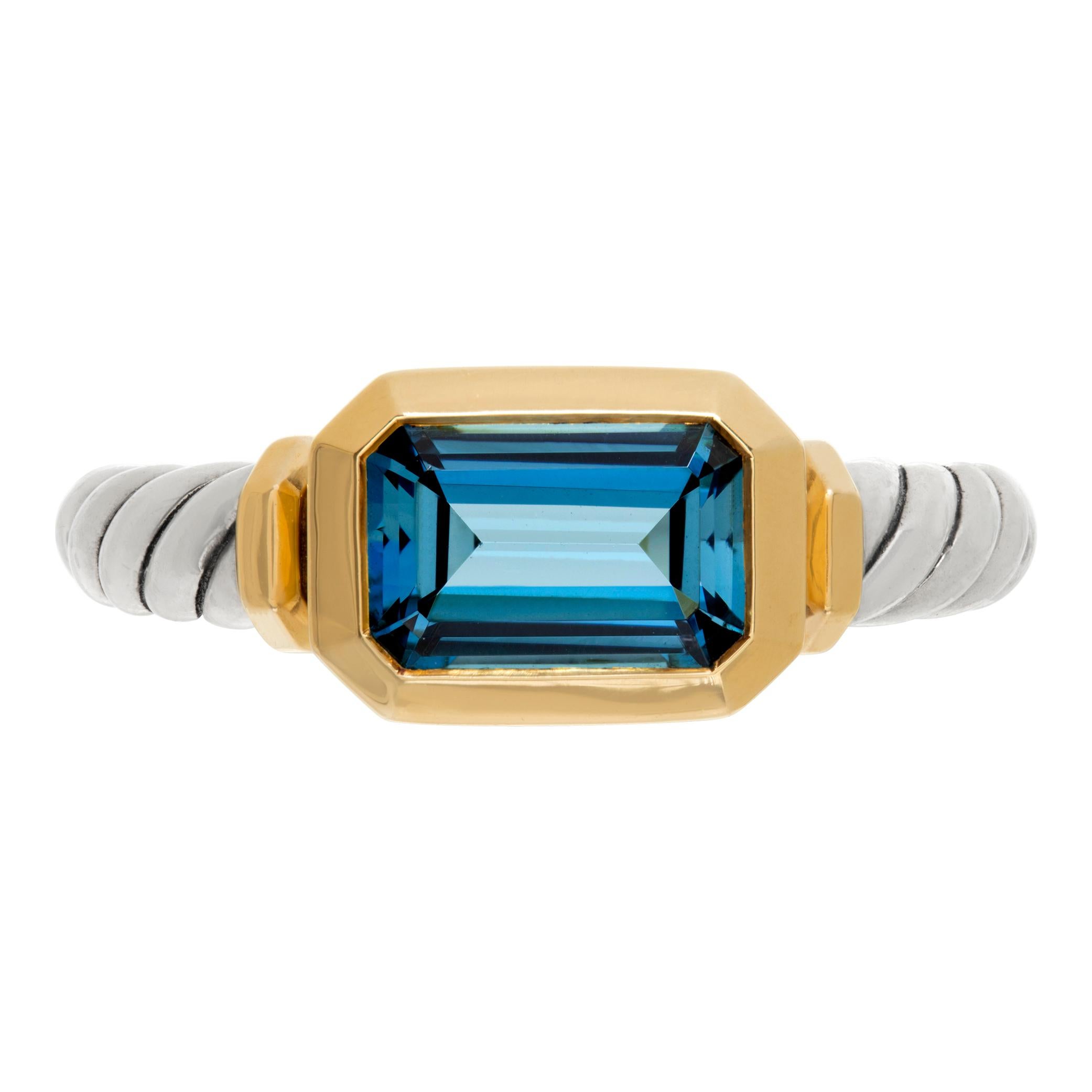 David Yurman Novella ring in 18k & sterling silver with center blue topaz. Size 8.

This David Yurman ring is currently size 8 and some items can be sized up or down, please ask! It weighs 4.5 pennyweights and is 18K & STERLING SILVER.