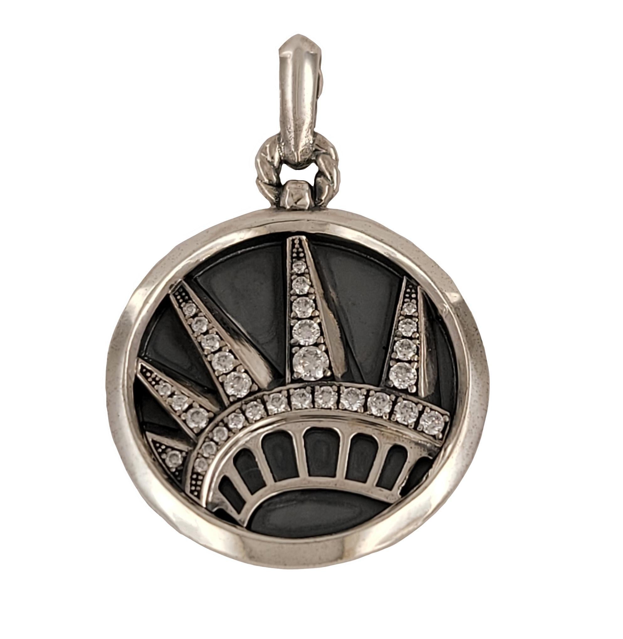 Uomo David Yurman Amuleto della Statua della Libertà di New York in argento sterling con diamanti in pavé in vendita